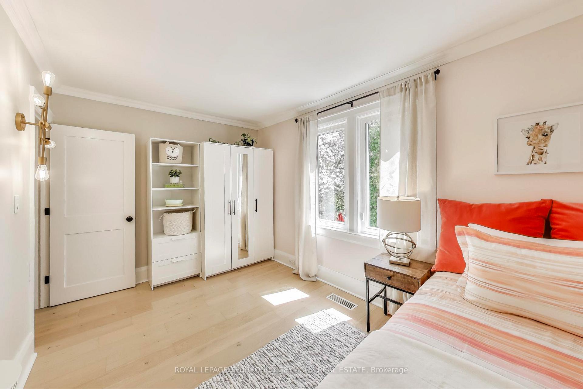 Photo 16 of 351 Roehampton Avenue, Toronto, Mount Pleasant East — HOMEH