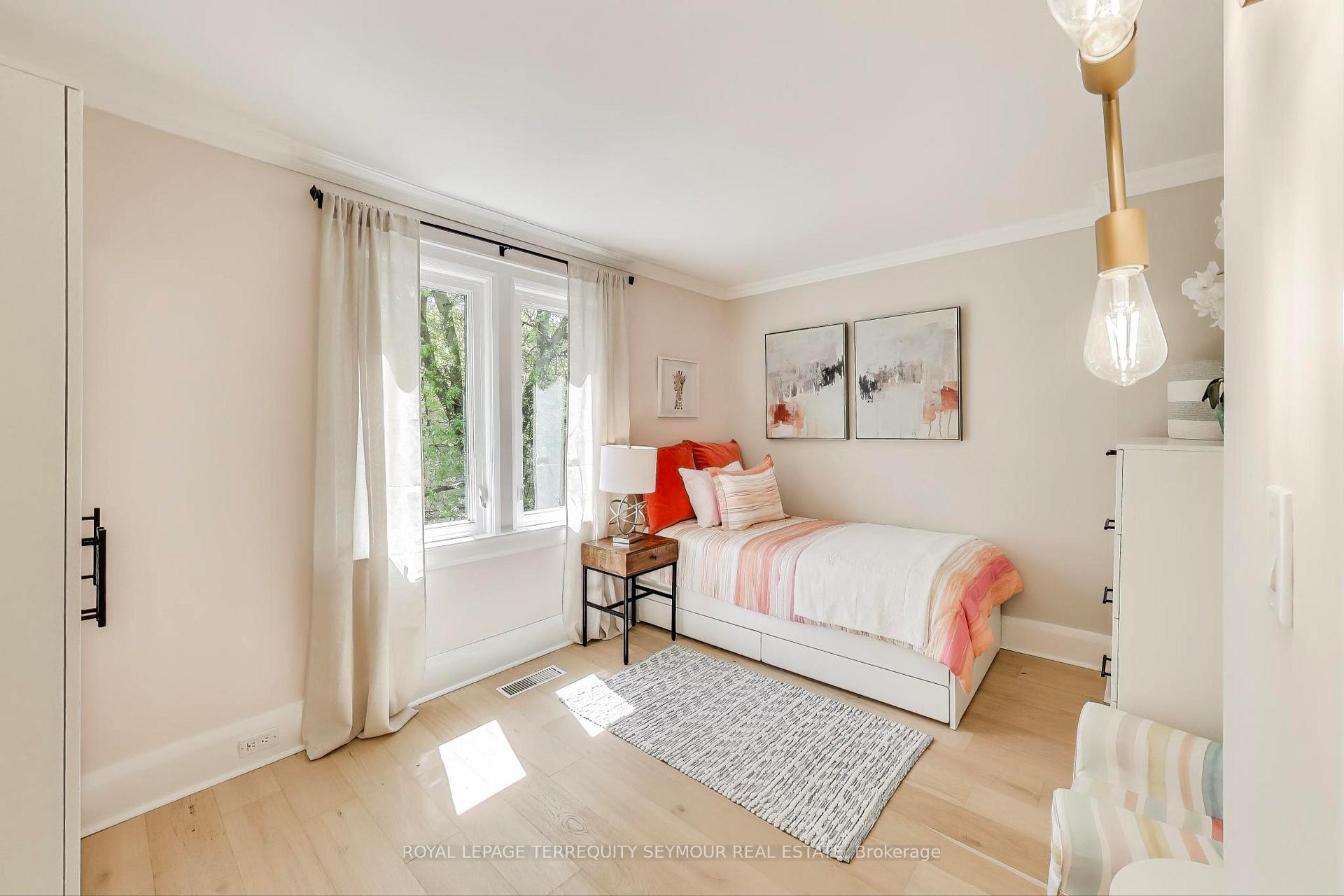 Photo 17 of 351 Roehampton Avenue, Toronto, Mount Pleasant East — HOMEH