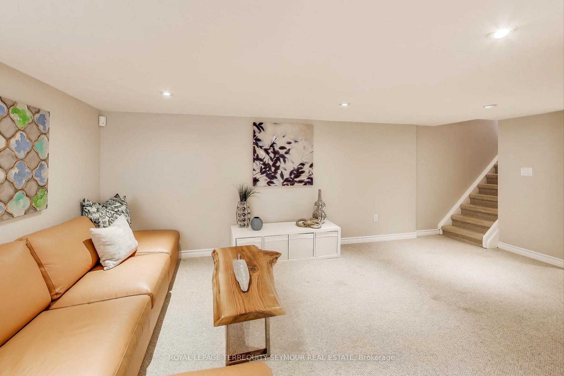 Photo 19 of 351 Roehampton Avenue, Toronto, Mount Pleasant East — HOMEH