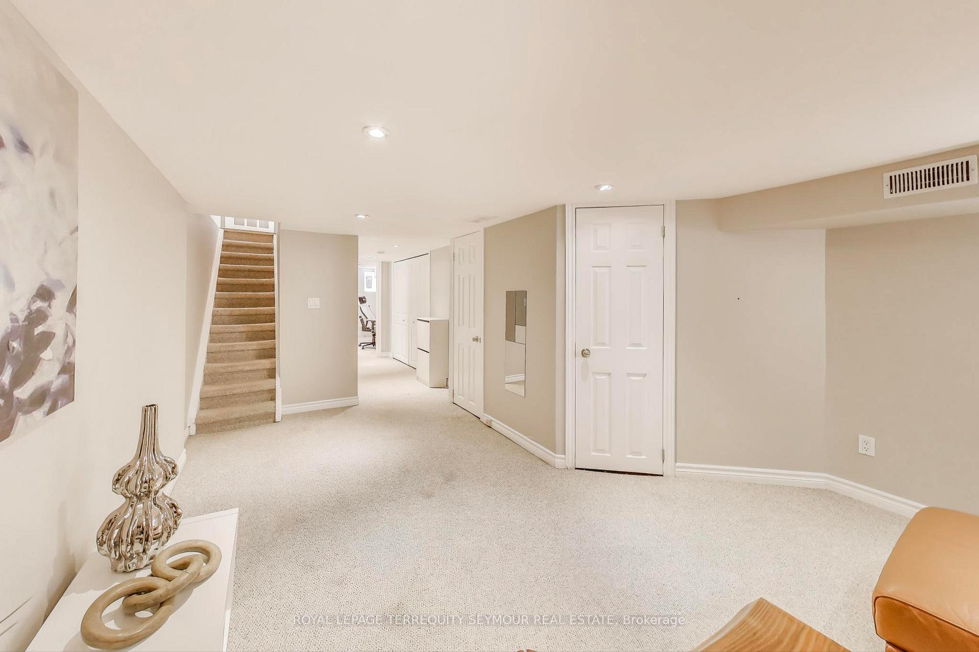 Photo 21 of 351 Roehampton Avenue, Toronto, Mount Pleasant East — HOMEH