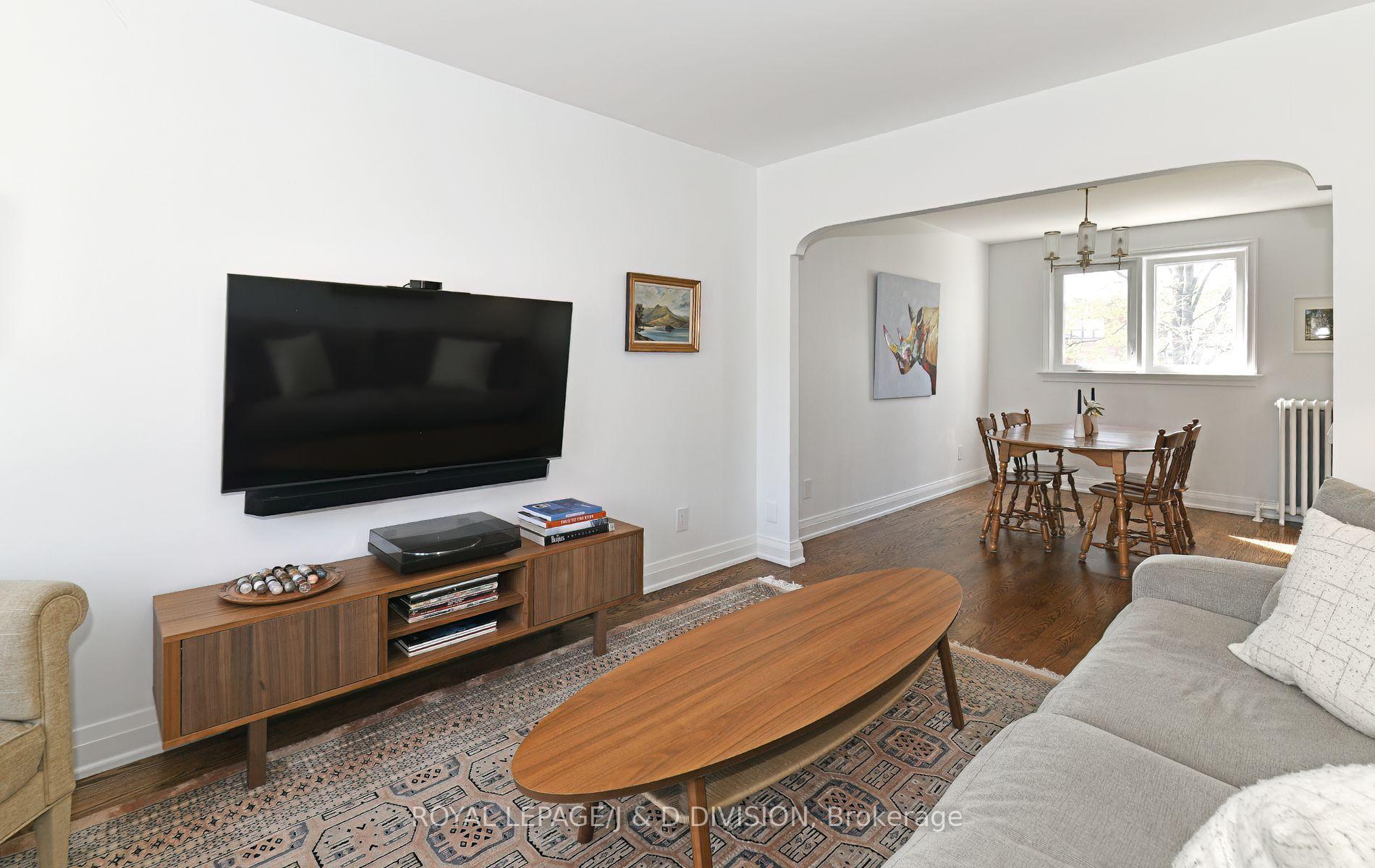 Photo 6 of 175 Donlea Drive, Toronto, Leaside — HOMEH