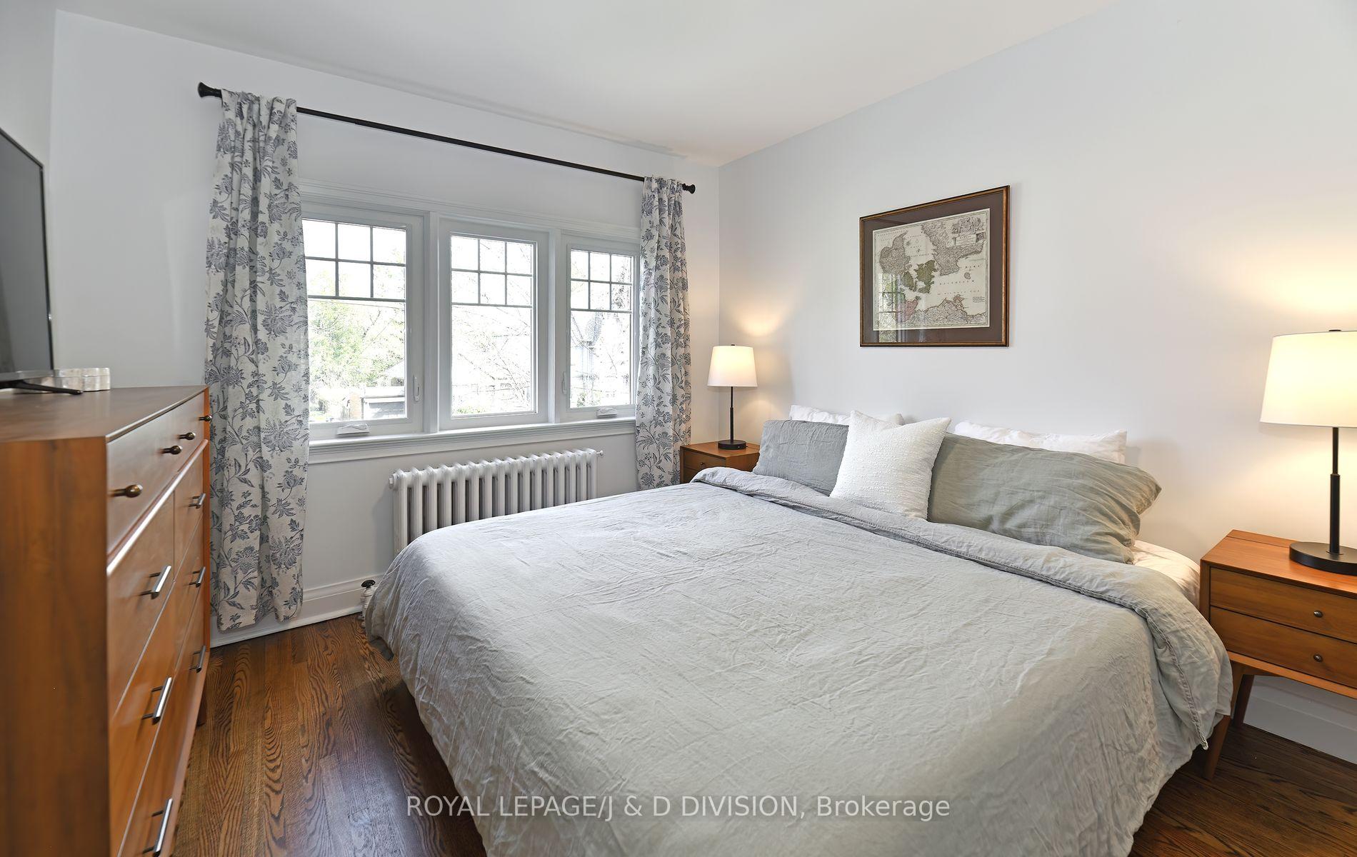 Photo 12 of 175 Donlea Drive, Toronto, Leaside — HOMEH