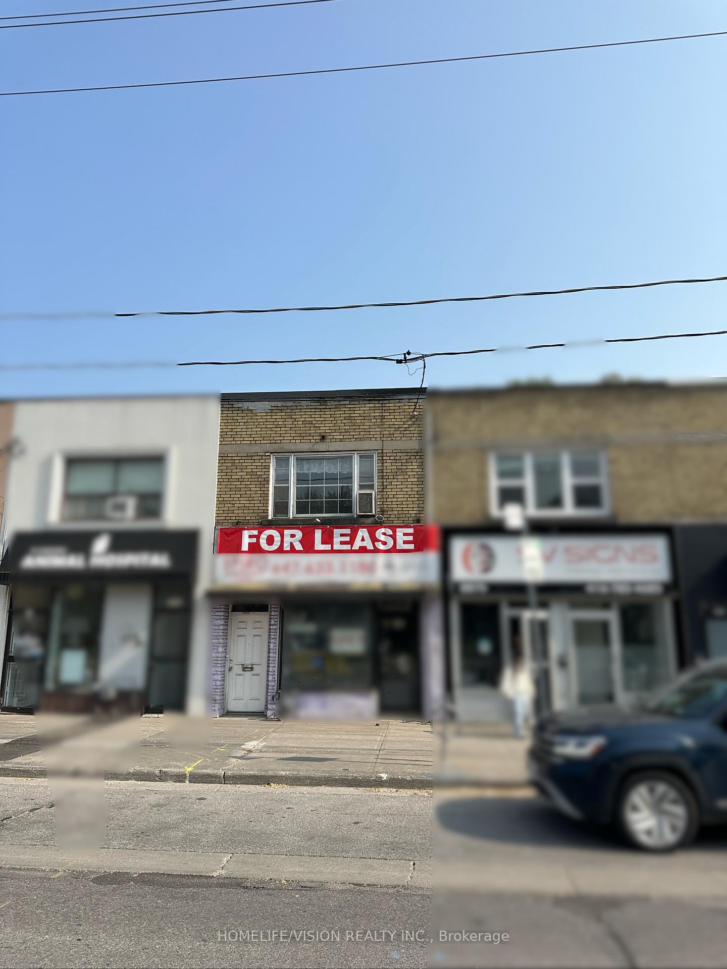 Photo 2 of 2877A St Clair Avenue E, Toronto, O'Connor-Parkview — HOMEH