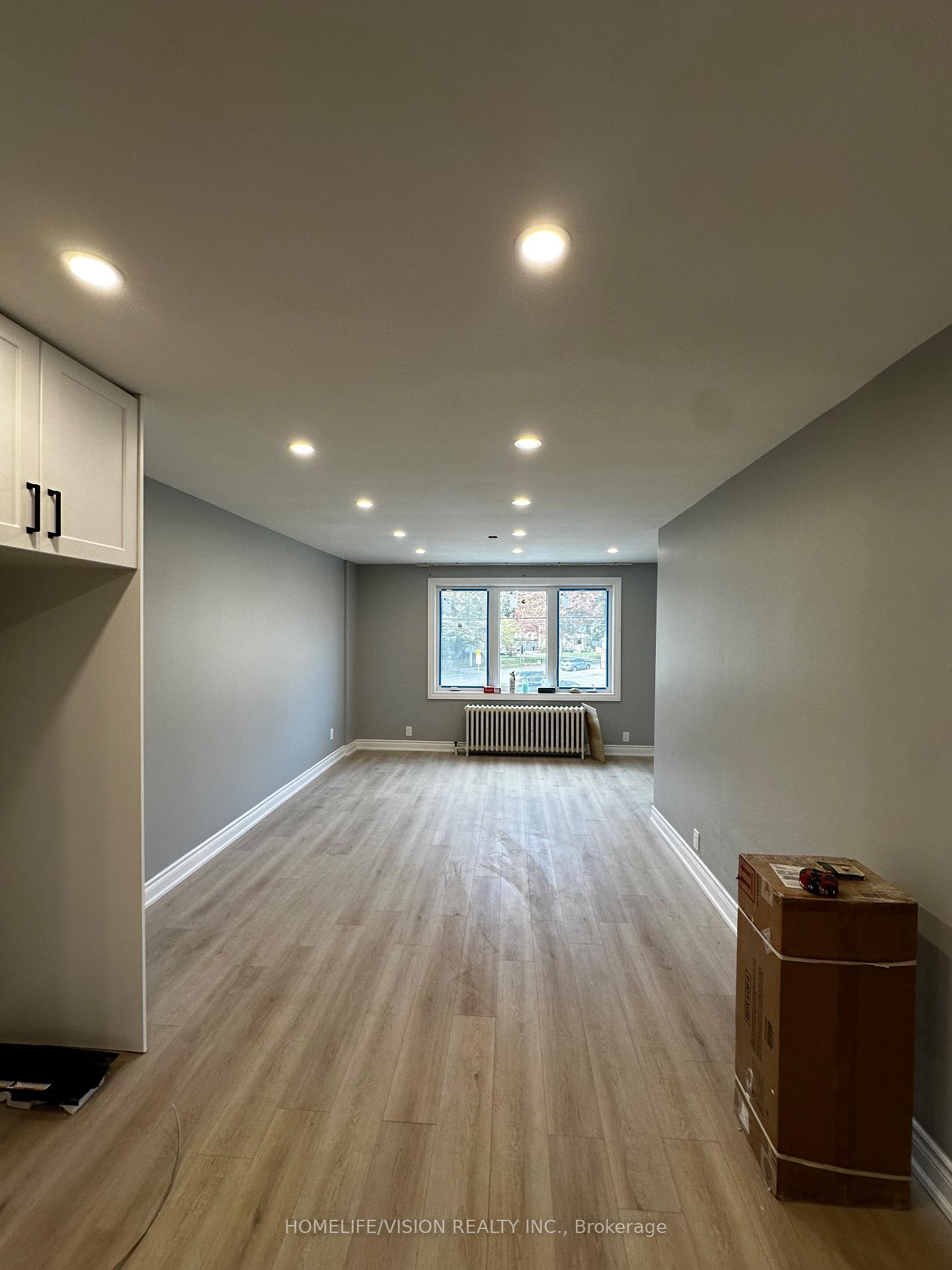 Photo 7 of 2877A St Clair Avenue E, Toronto, O'Connor-Parkview — HOMEH
