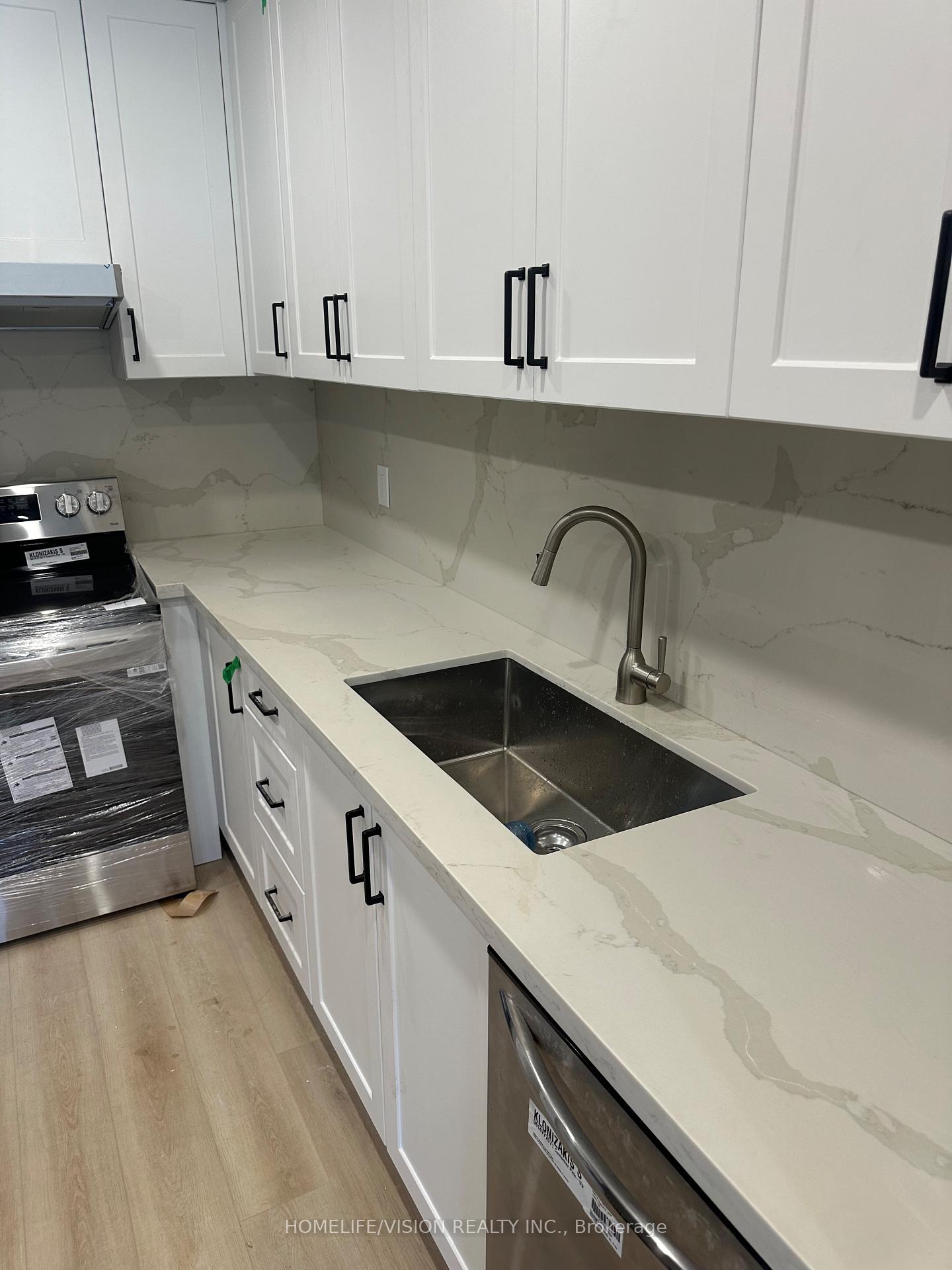 Photo 13 of 2877A St Clair Avenue E, Toronto, O'Connor-Parkview — HOMEH