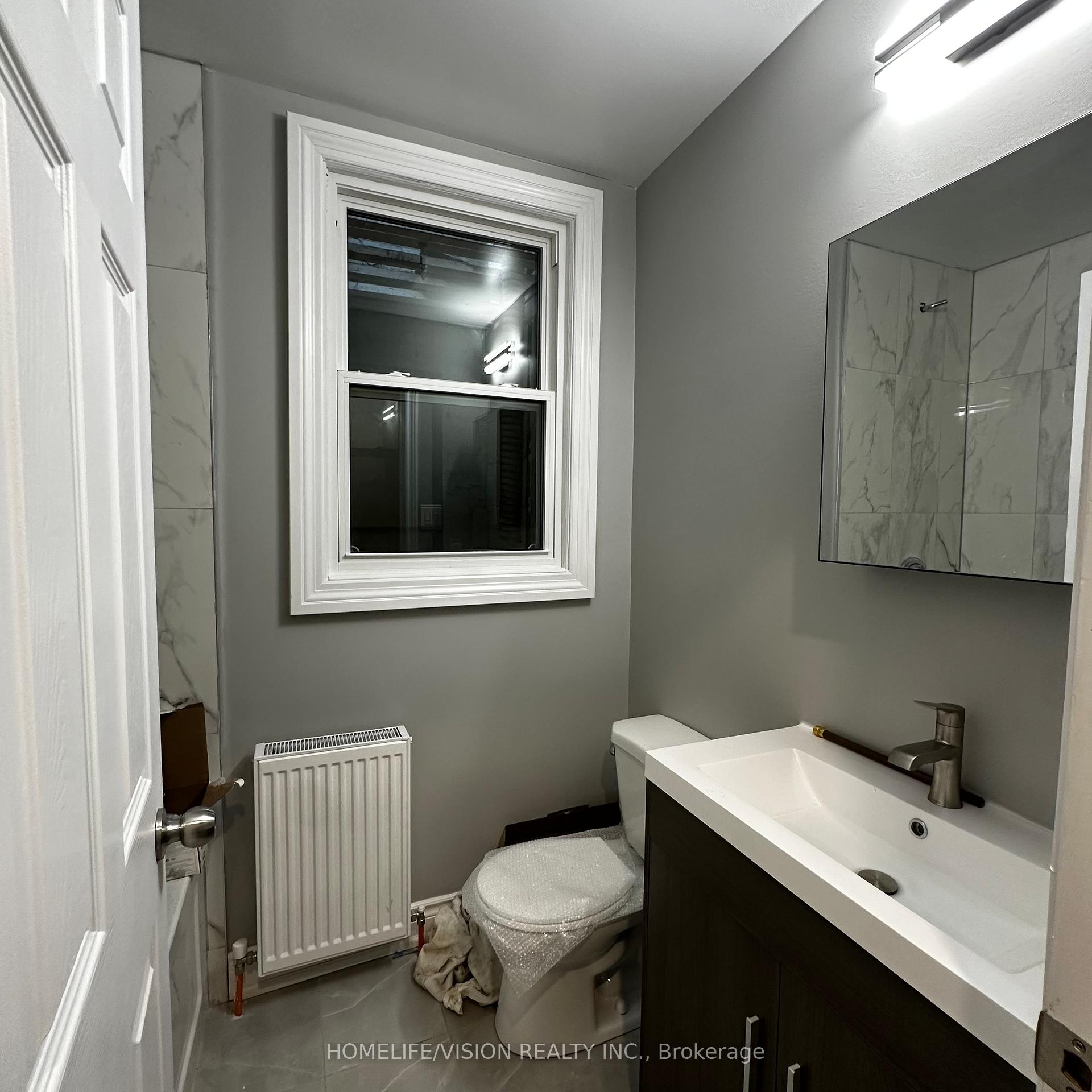 Photo 15 of 2877A St Clair Avenue E, Toronto, O'Connor-Parkview — HOMEH