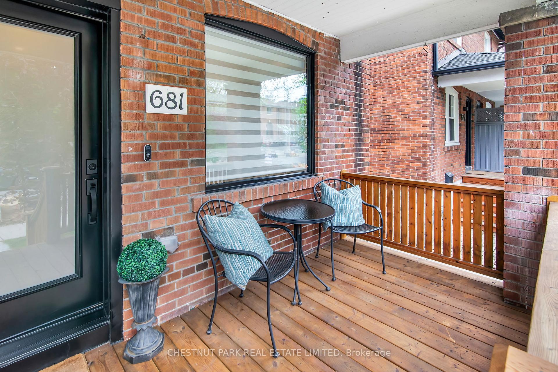Photo 2 of 681 Hillsdale Avenue E, Toronto, Mount Pleasant East — HOMEH