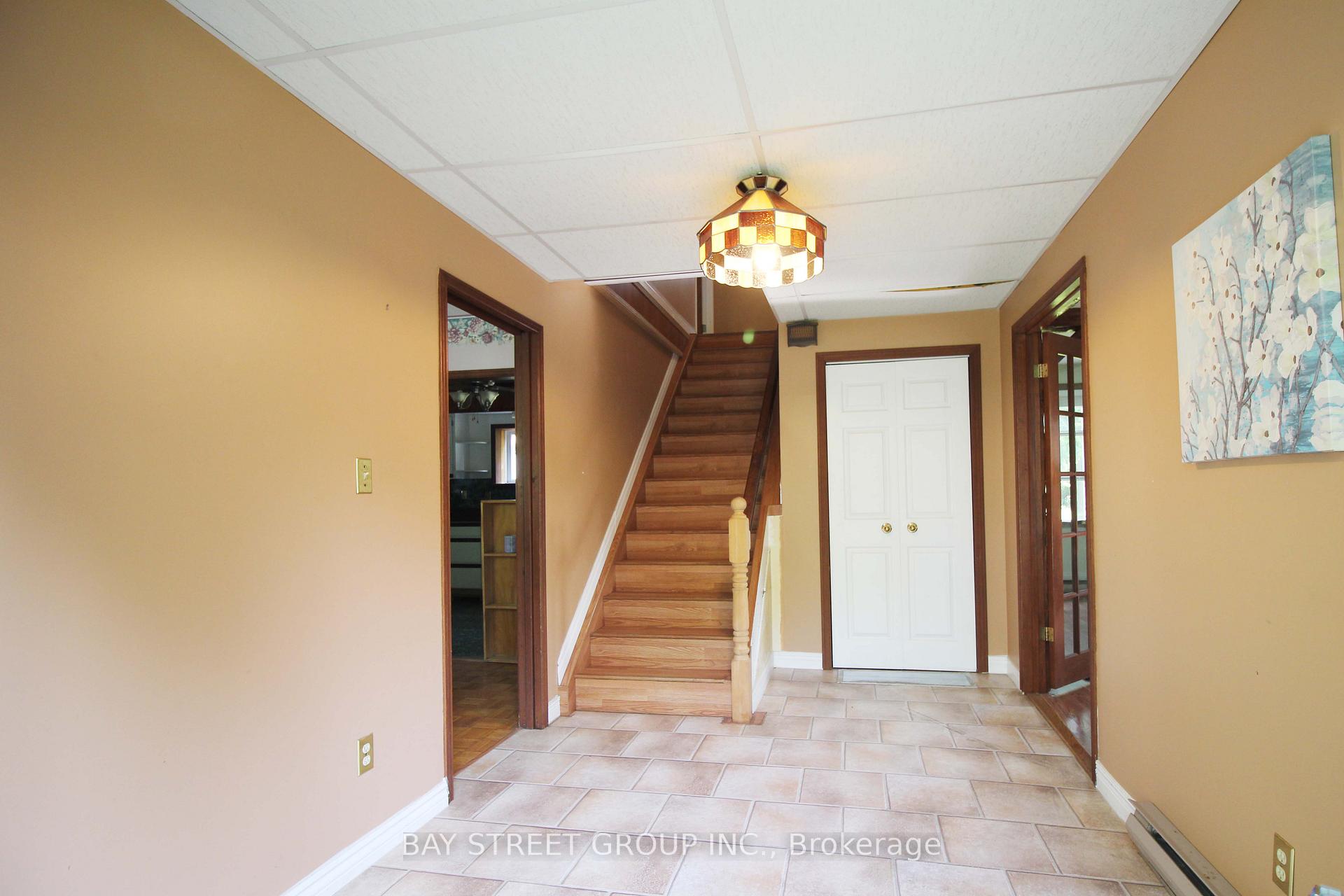 Photo 9 of 2757 Barron Road, Thorold, Cataract Road — HOMEH