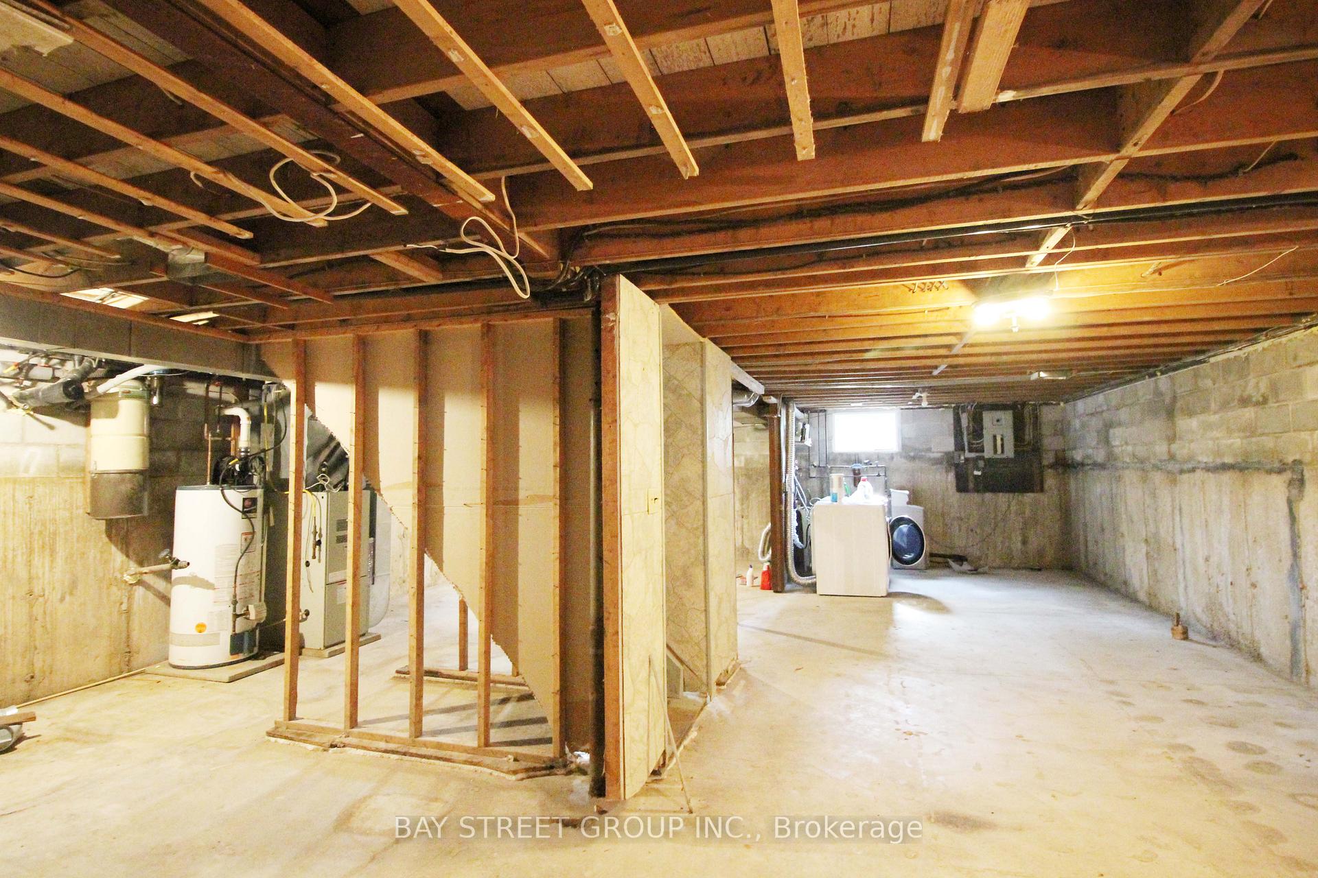 Photo 15 of 2757 Barron Road, Thorold, Cataract Road — HOMEH
