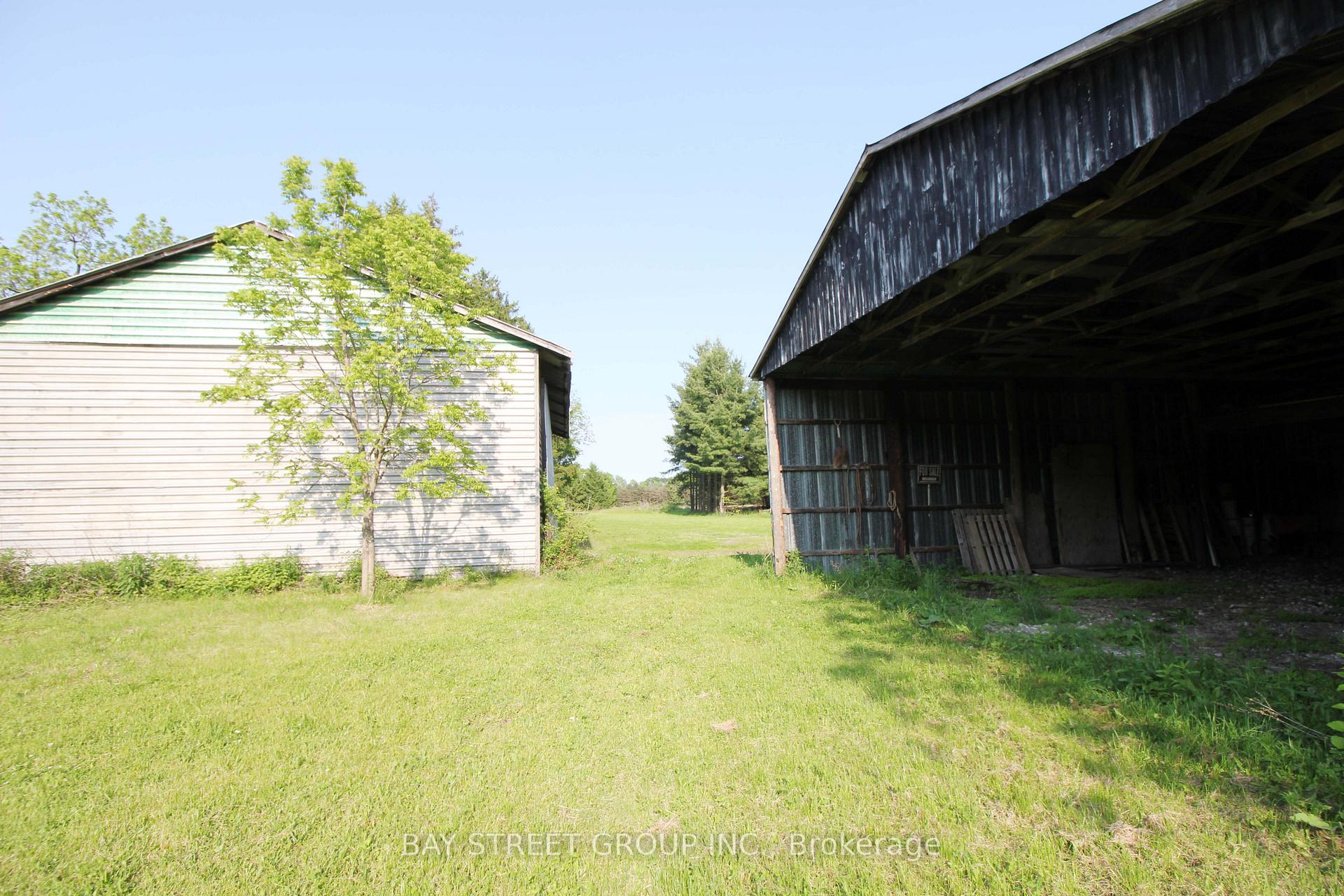 Photo 17 of 2757 Barron Road, Thorold, Cataract Road — HOMEH