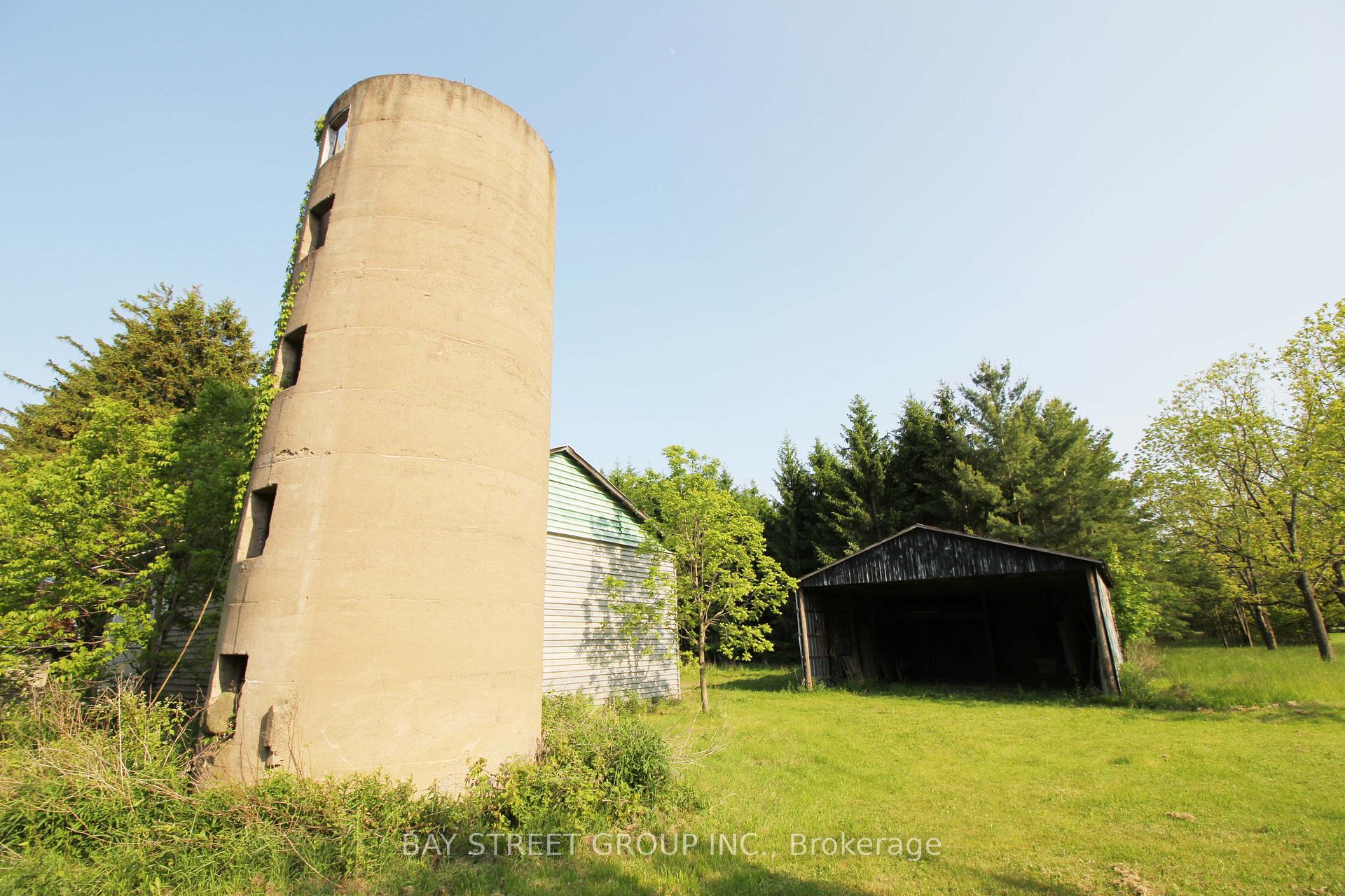 Photo 21 of 2757 Barron Road, Thorold, Cataract Road — HOMEH