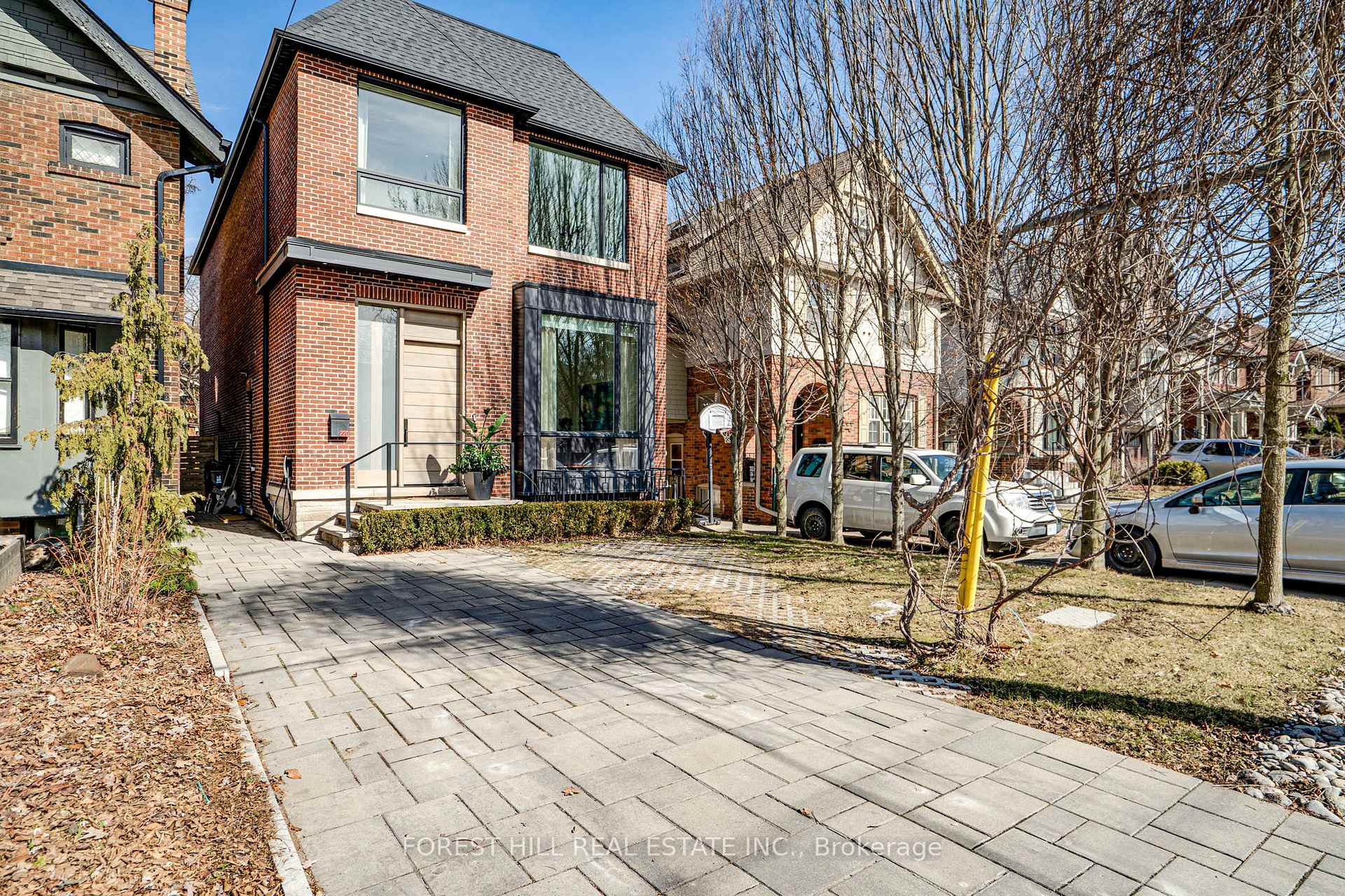 Photo 1 of 220 Heath Street E, Toronto, Rosedale-Moore Park — HOMEH