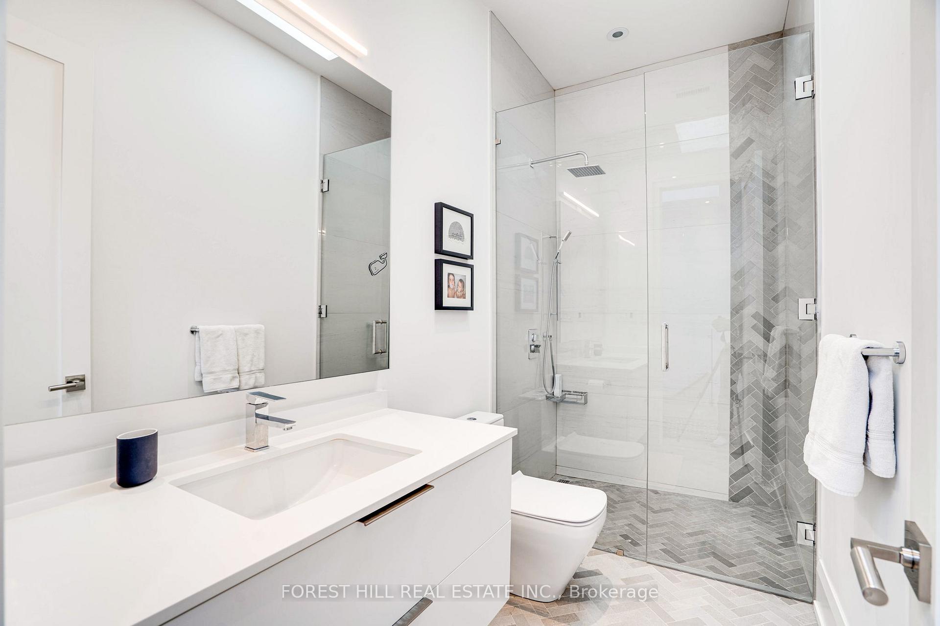 Photo 25 of 220 Heath Street E, Toronto, Rosedale-Moore Park — HOMEH