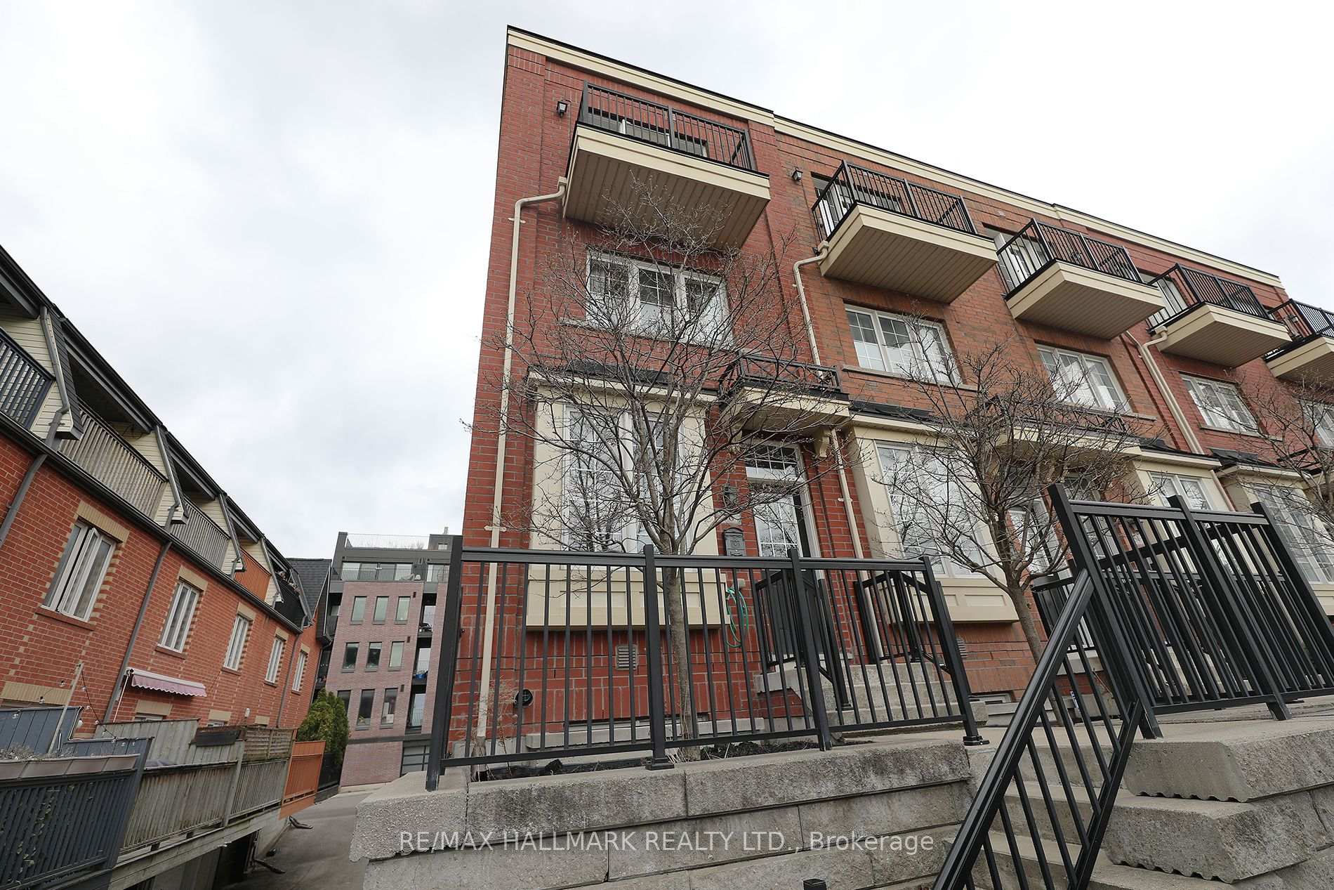 Photo 2 of 58 Raffeix Lane, Toronto, Regent Park — HOMEH