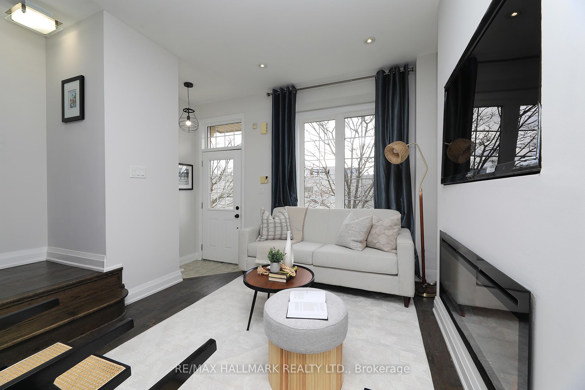 Photo 4 of 58 Raffeix Lane, Toronto, Regent Park — HOMEH