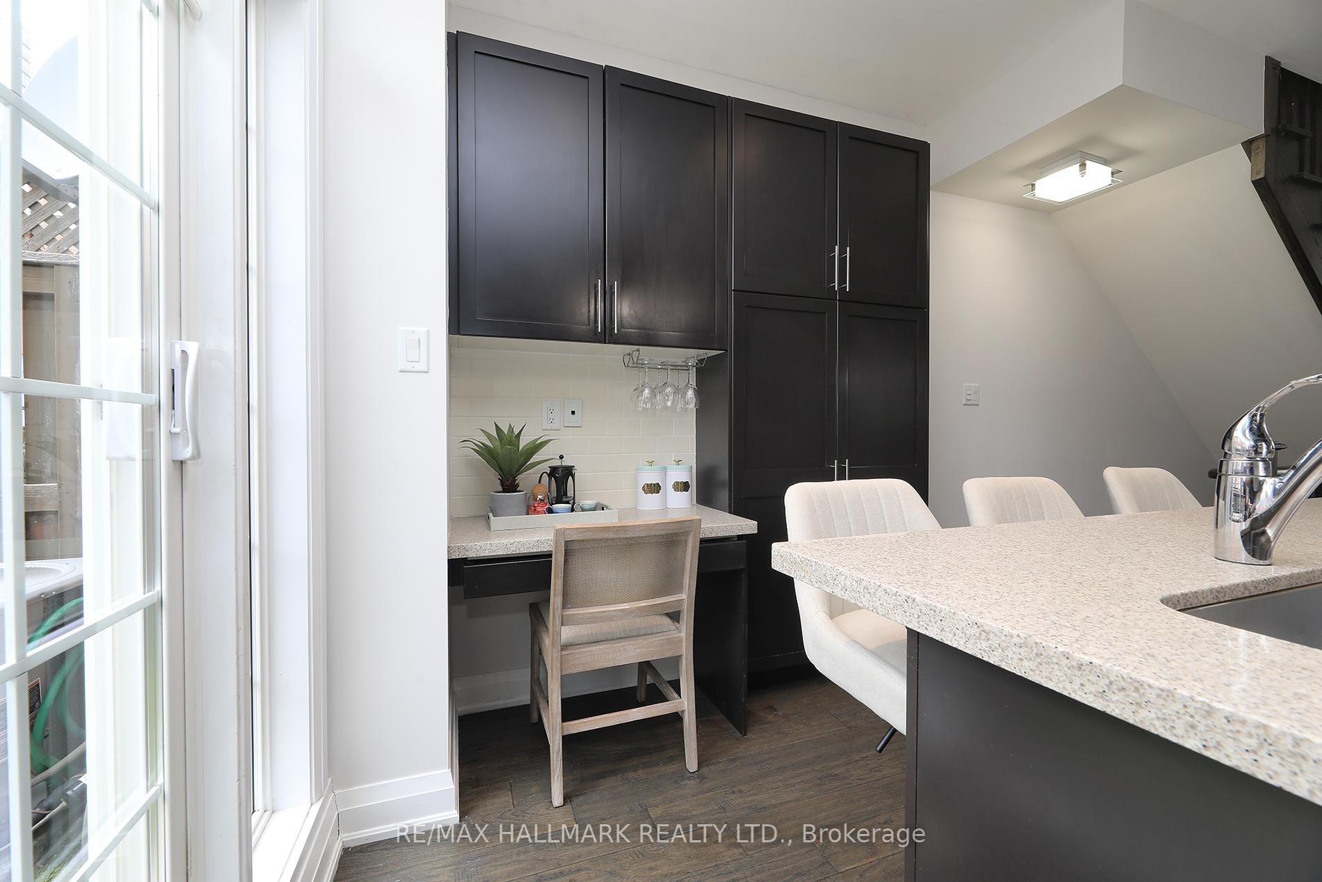 Photo 13 of 58 Raffeix Lane, Toronto, Regent Park — HOMEH
