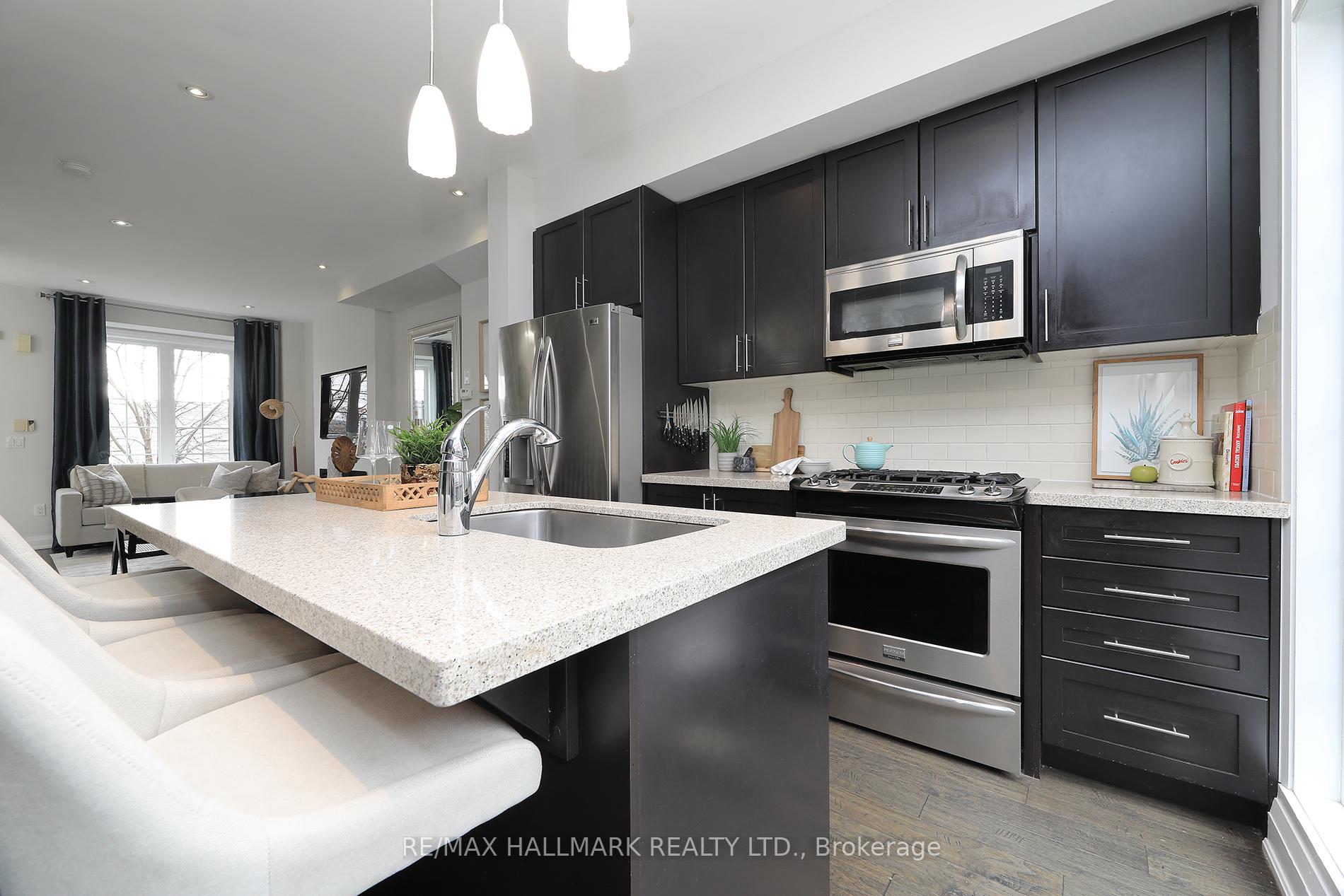 Photo 14 of 58 Raffeix Lane, Toronto, Regent Park — HOMEH