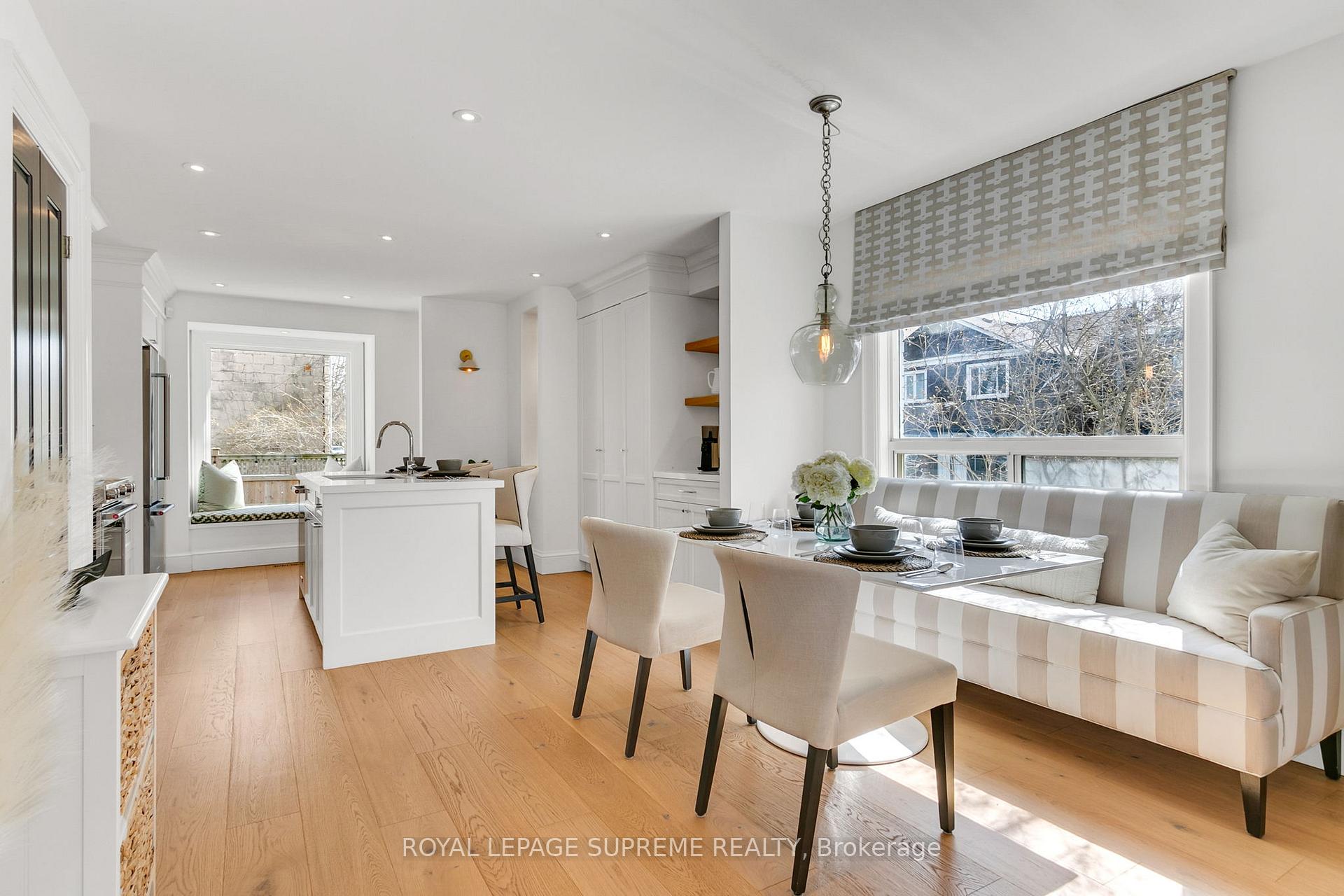 Photo 12 of 1 Martin Crescent, Toronto, Mount Pleasant East — HOMEH