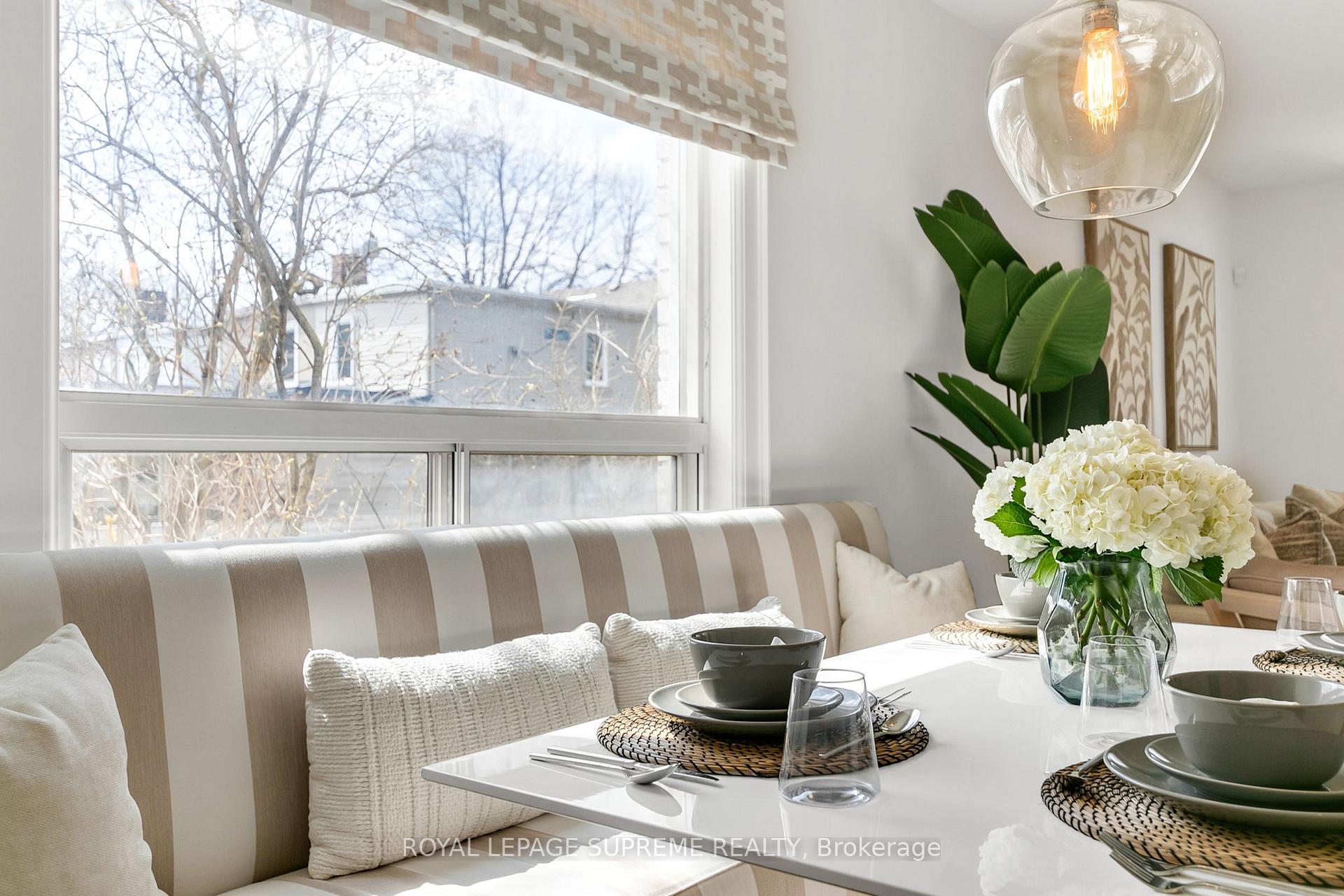 Photo 14 of 1 Martin Crescent, Toronto, Mount Pleasant East — HOMEH