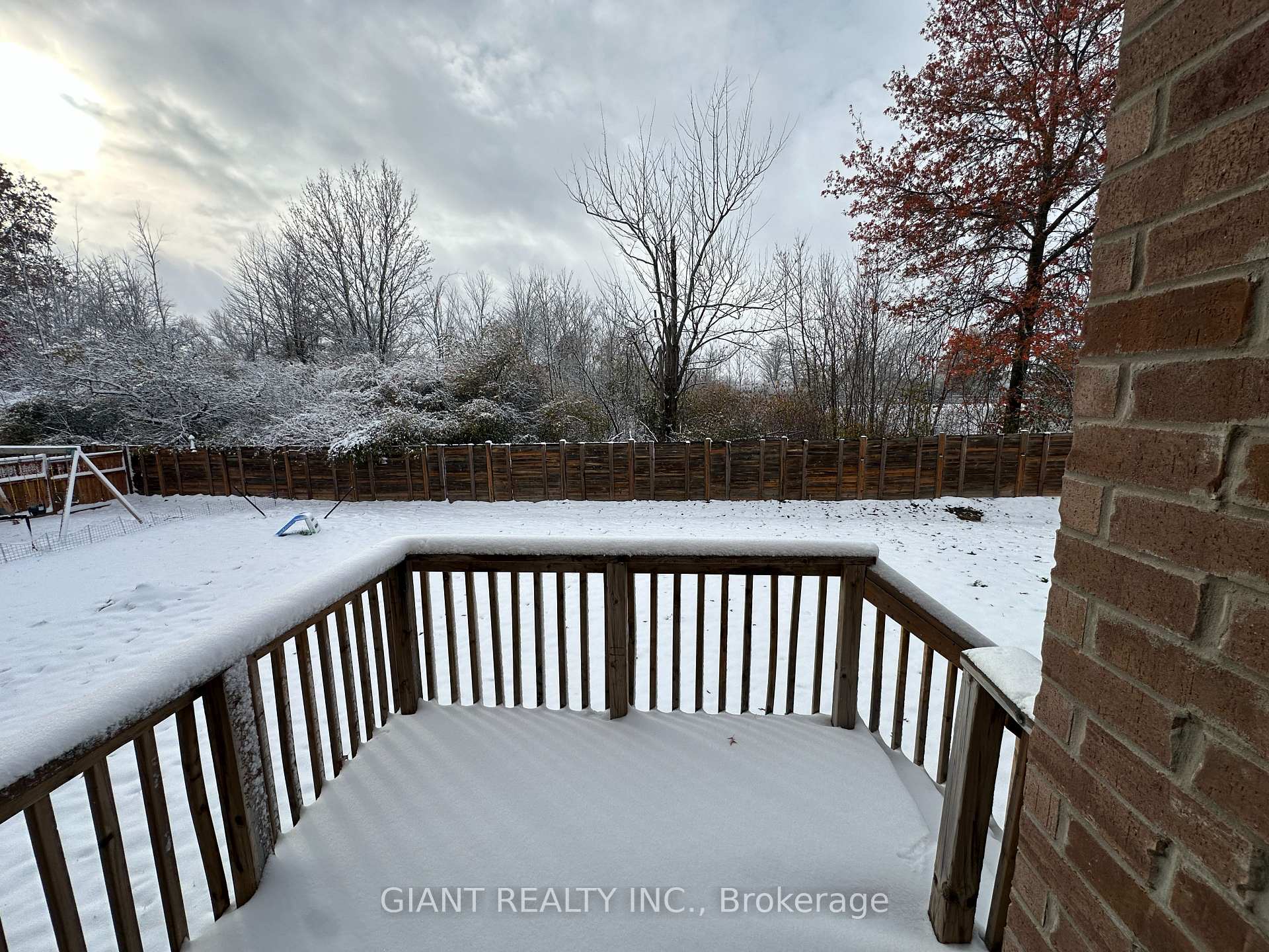 Photo 7 of 90 Esther Crescent, Thorold, Hurricane/Merrittville — HOMEH