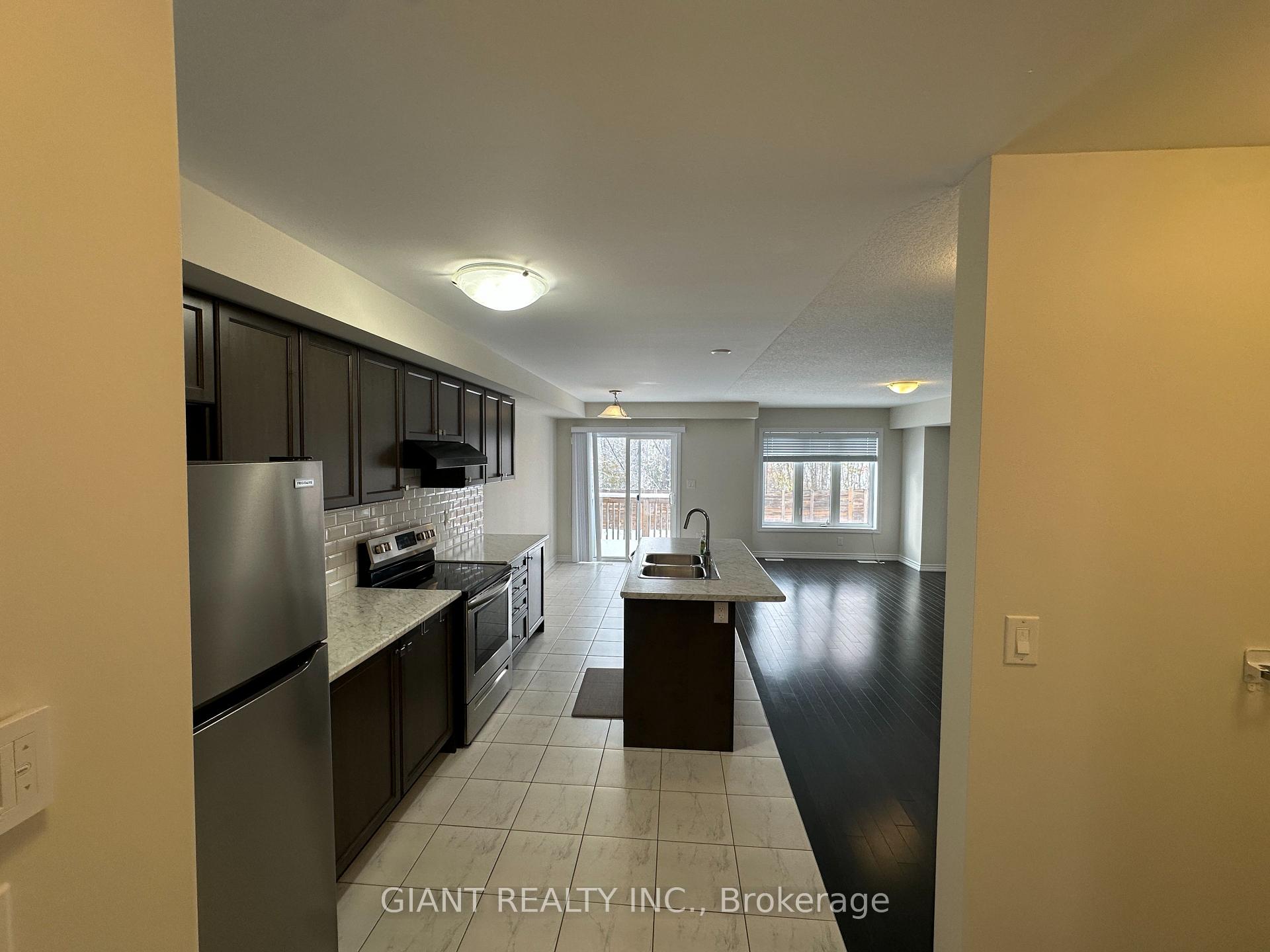 Photo 12 of 90 Esther Crescent, Thorold, Hurricane/Merrittville — HOMEH
