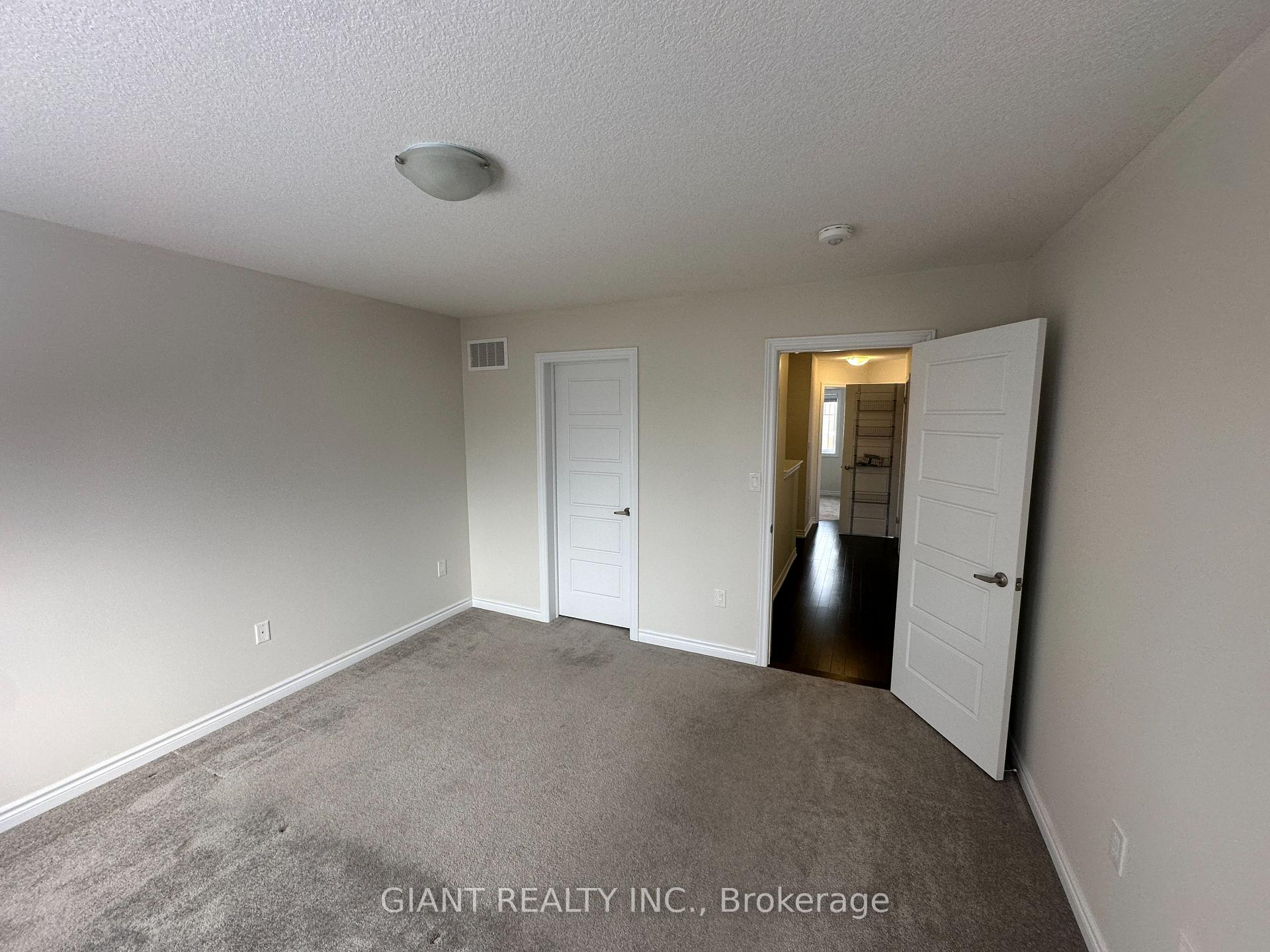 Photo 18 of 90 Esther Crescent, Thorold, Hurricane/Merrittville — HOMEH