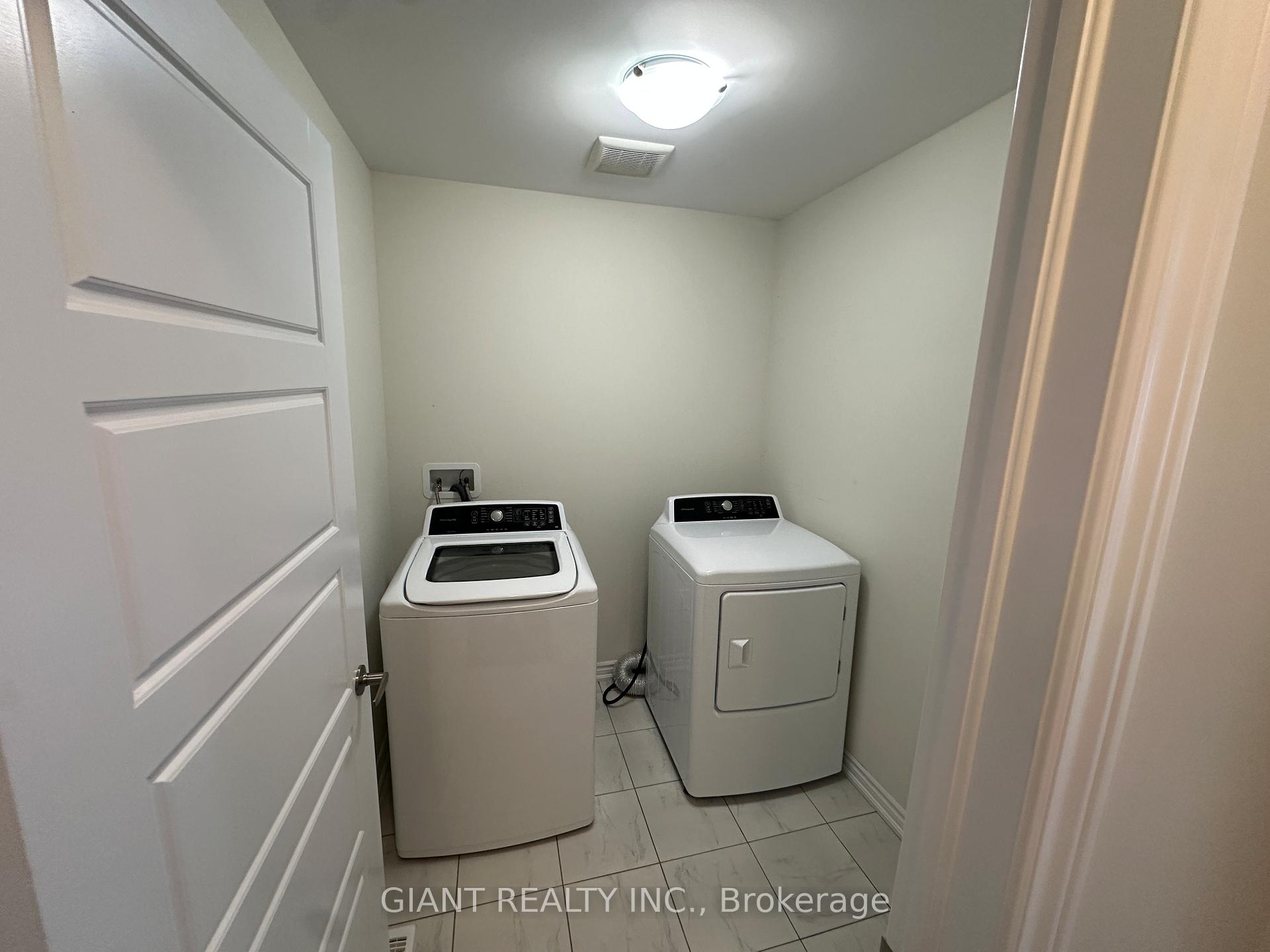 Photo 20 of 90 Esther Crescent, Thorold, Hurricane/Merrittville — HOMEH