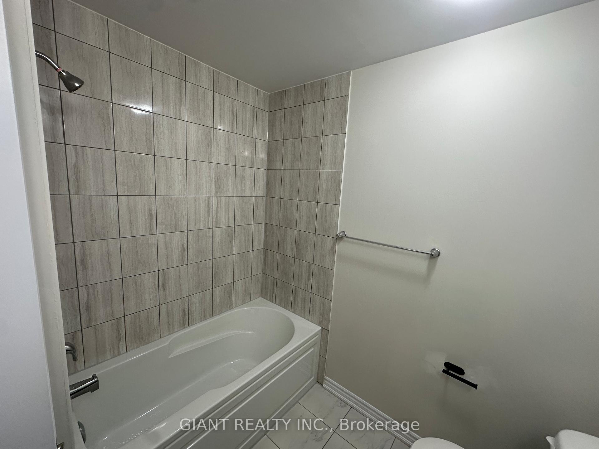 Photo 21 of 90 Esther Crescent, Thorold, Hurricane/Merrittville — HOMEH