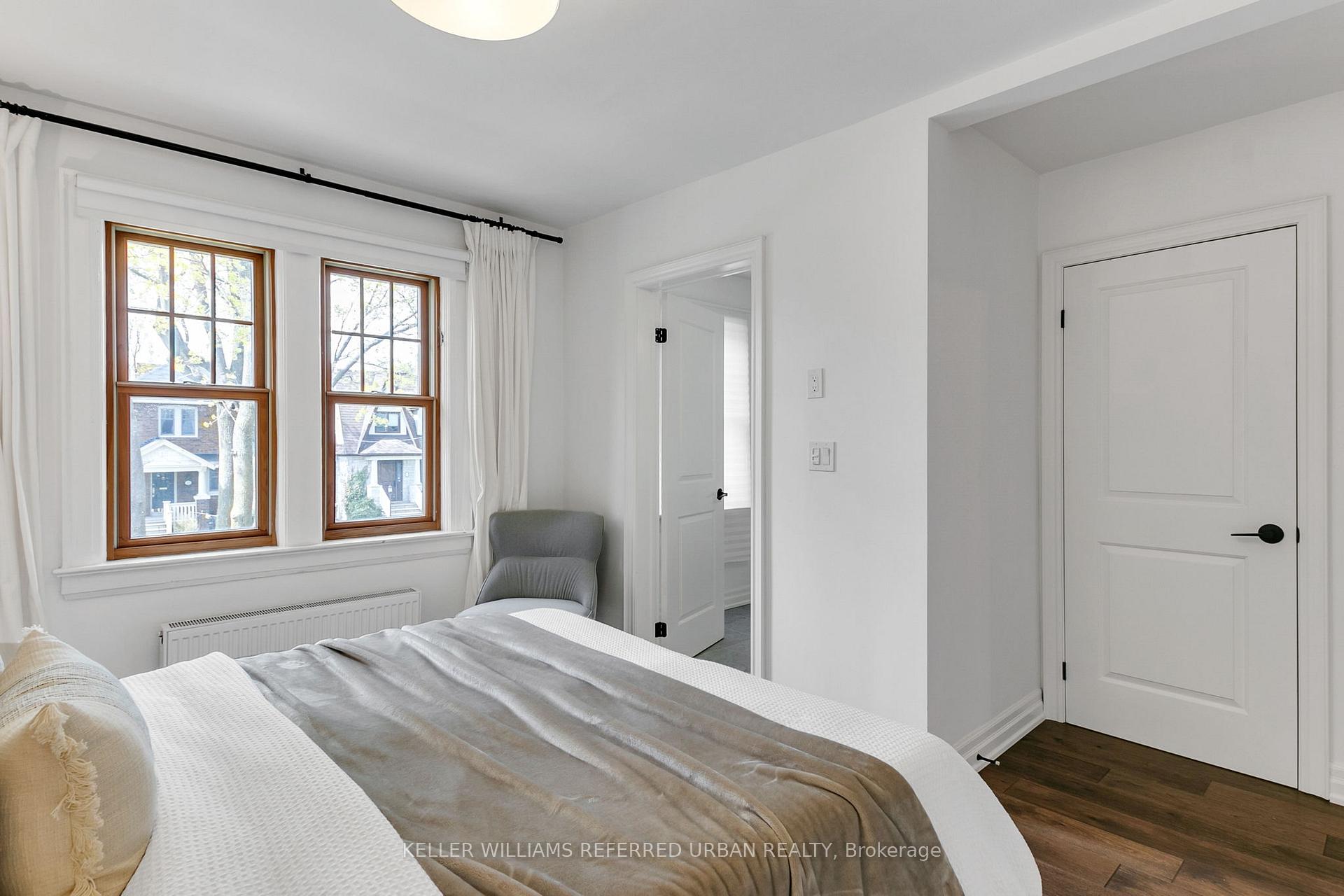 Photo 23 of 21 Donegall Drive, Toronto, Leaside — HOMEH