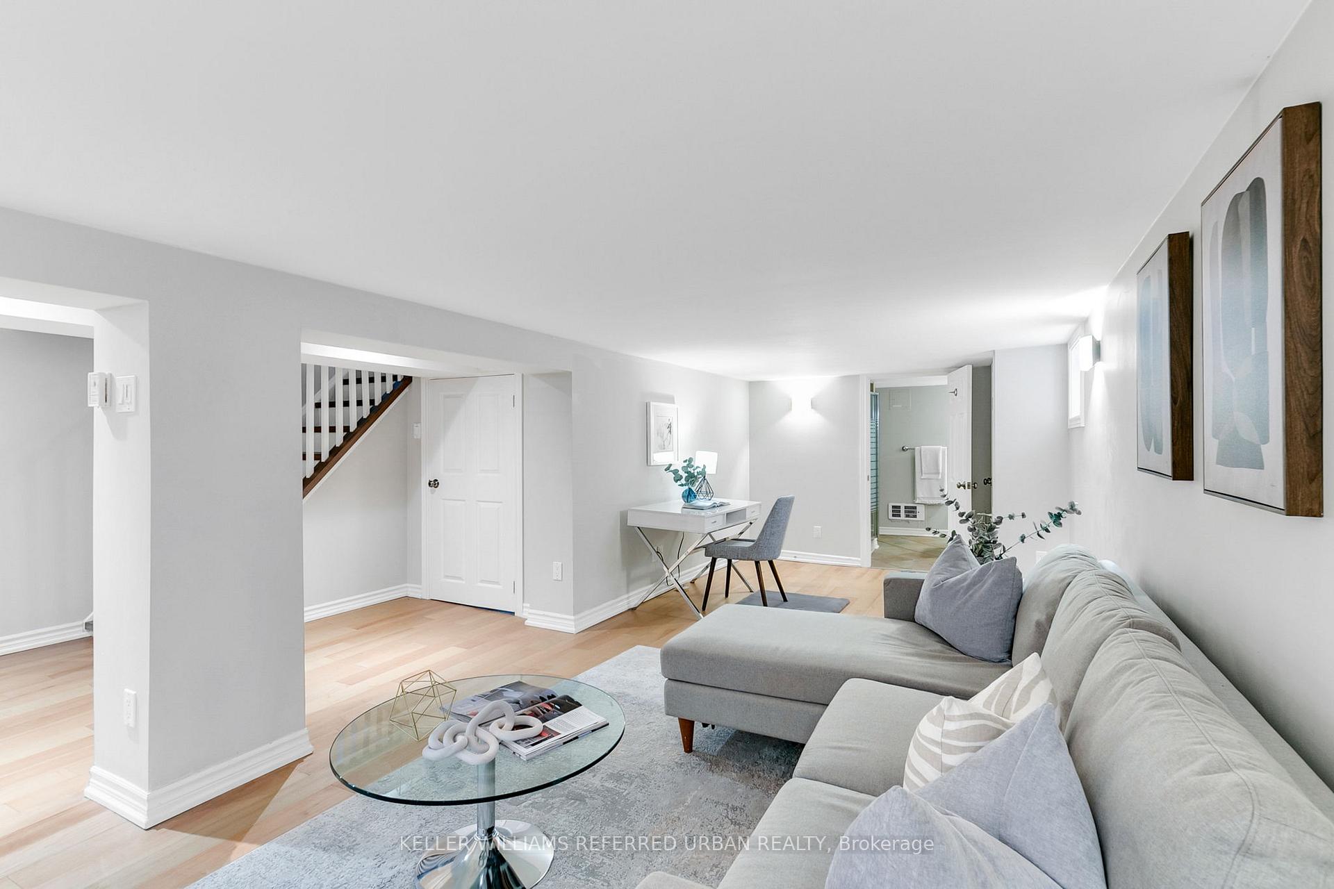 Photo 31 of 21 Donegall Drive, Toronto, Leaside — HOMEH