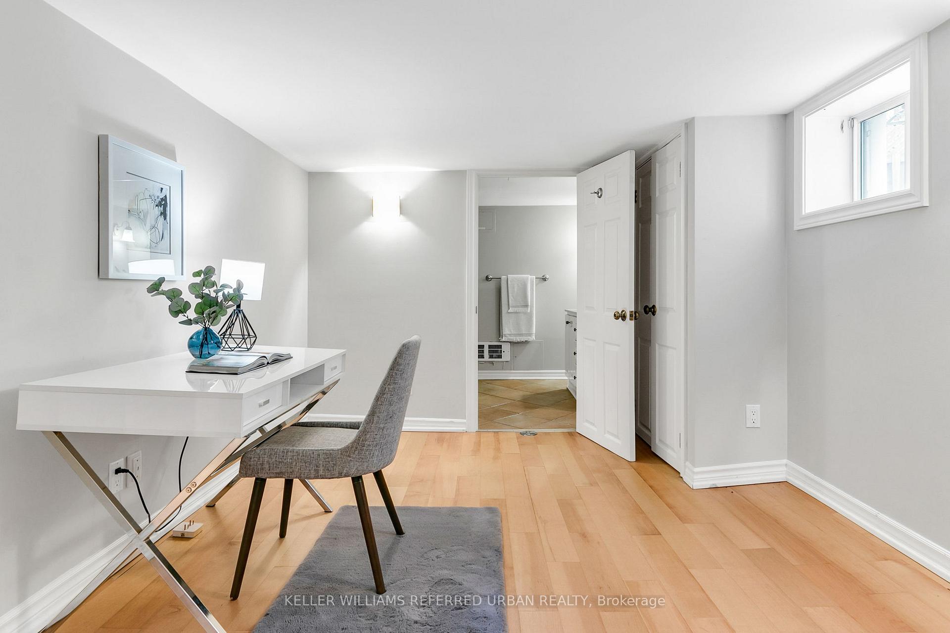 Photo 33 of 21 Donegall Drive, Toronto, Leaside — HOMEH