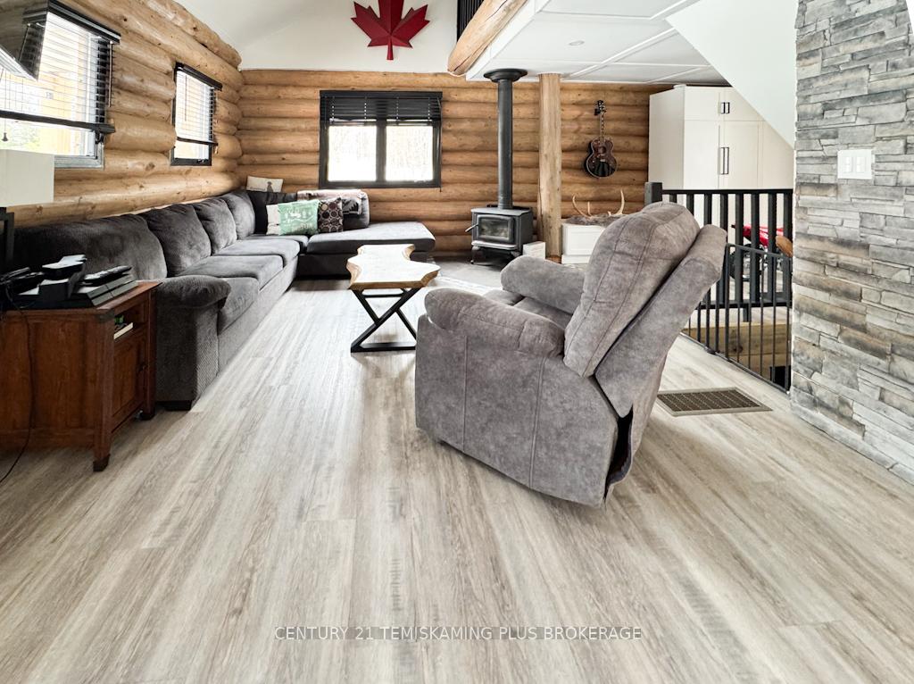 Photo 5 of 785395 Twin Lakes Road, Timiskaming, TIM - Outside - Rural — HOMEH