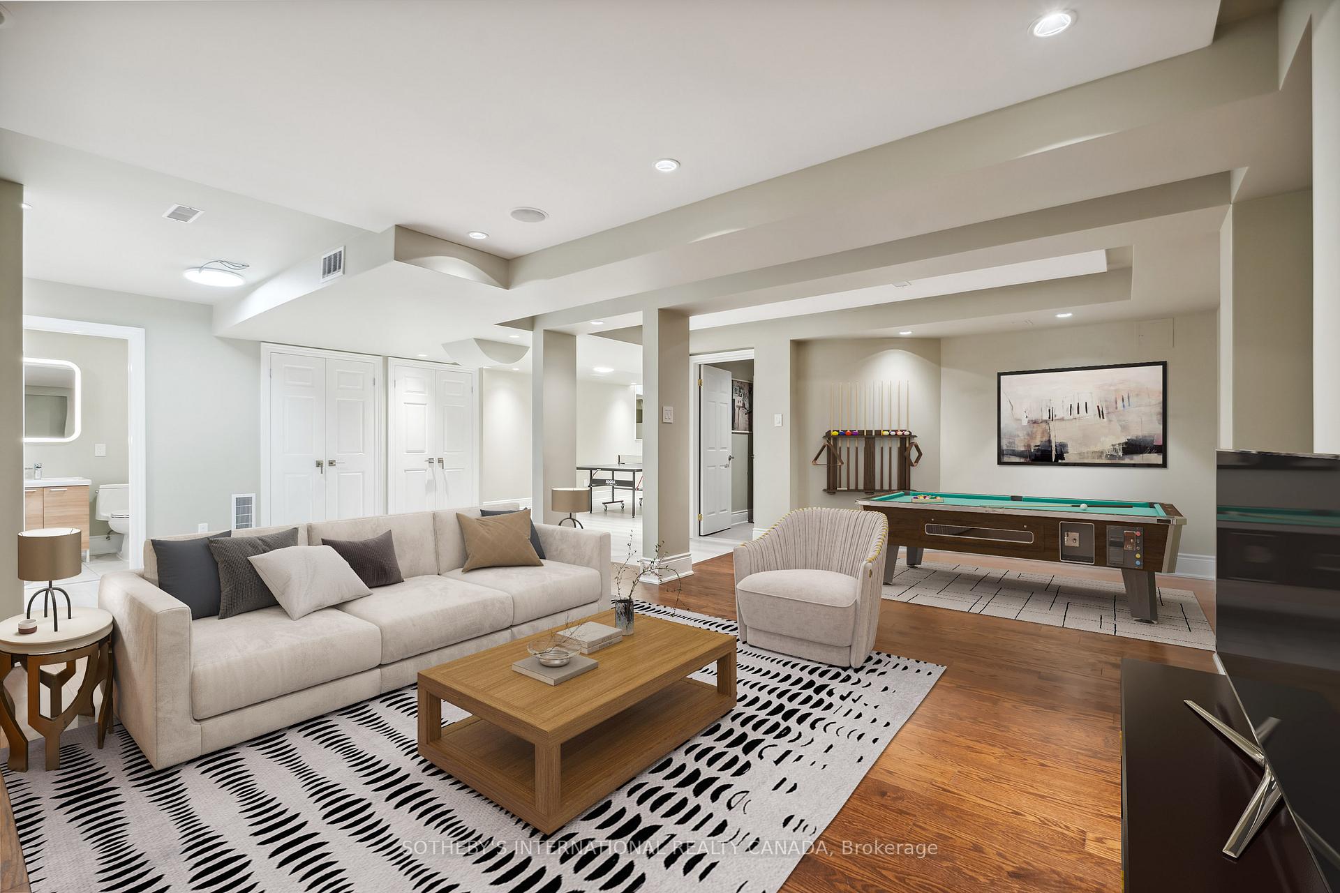 Photo 18 of 20 Hampton Park Crescent, Toronto, Leaside — HOMEH