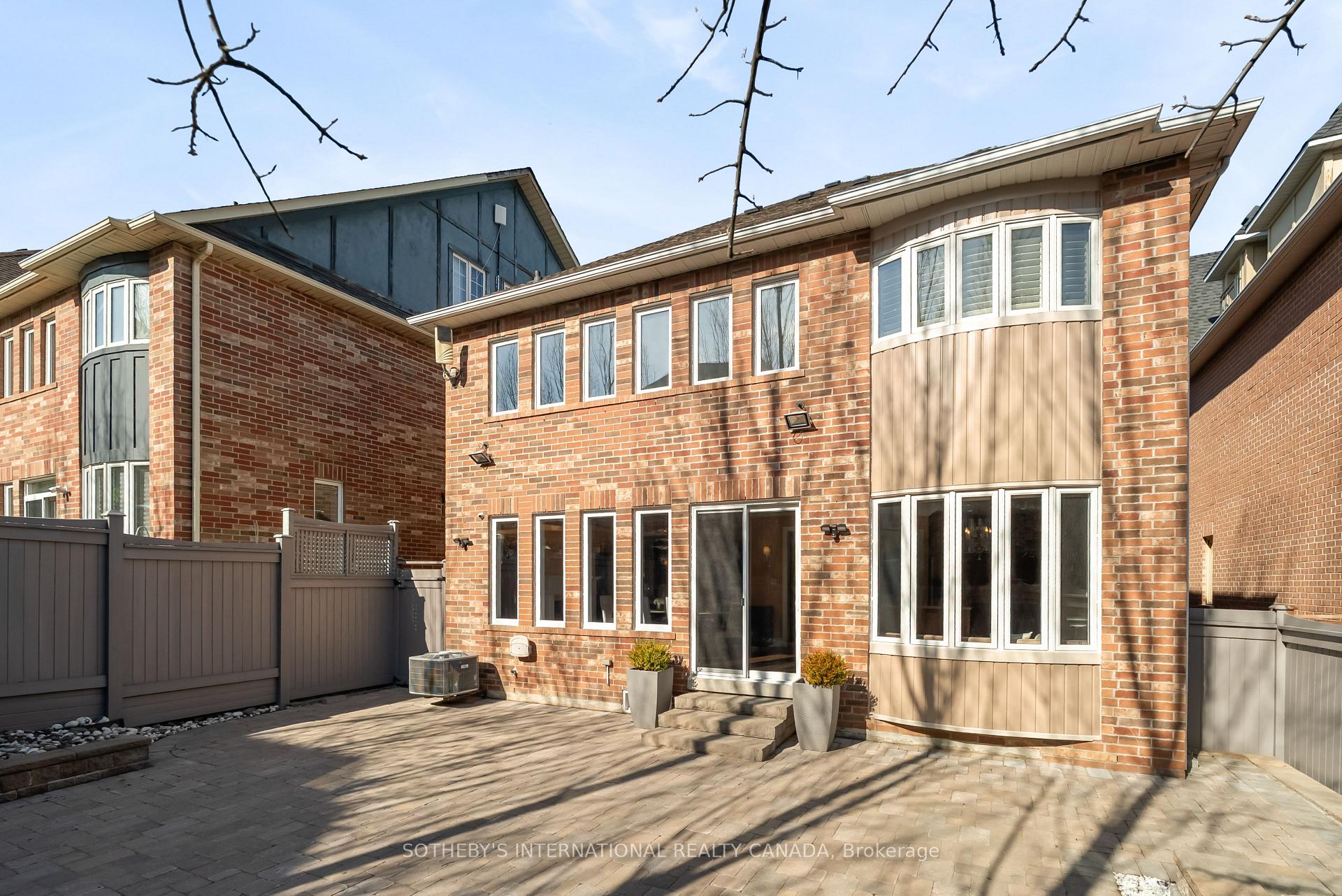 Photo 22 of 20 Hampton Park Crescent, Toronto, Leaside — HOMEH