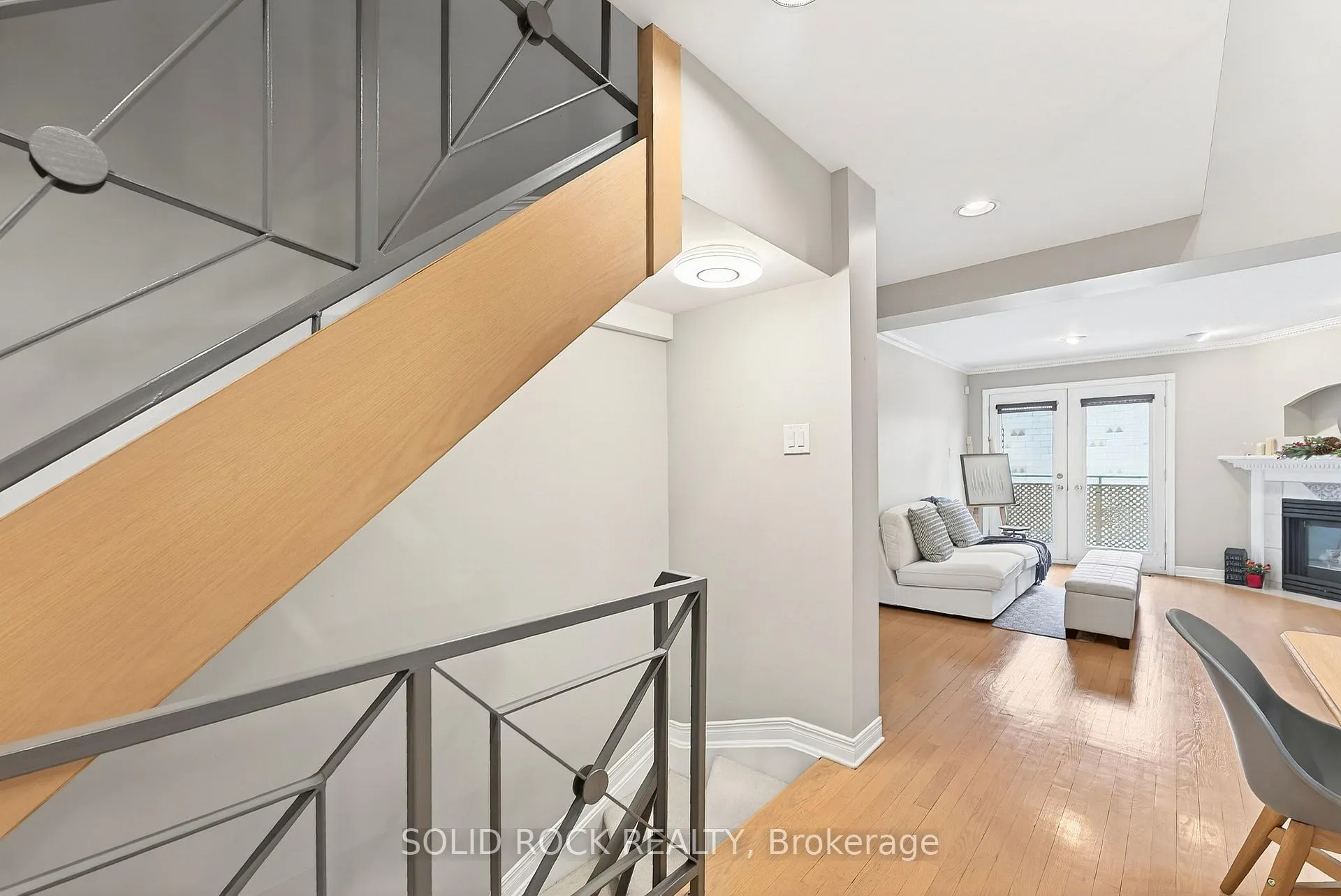 Photo 14 of 395 Mackay Street, Ottawa, Lindenlea — HOMEH