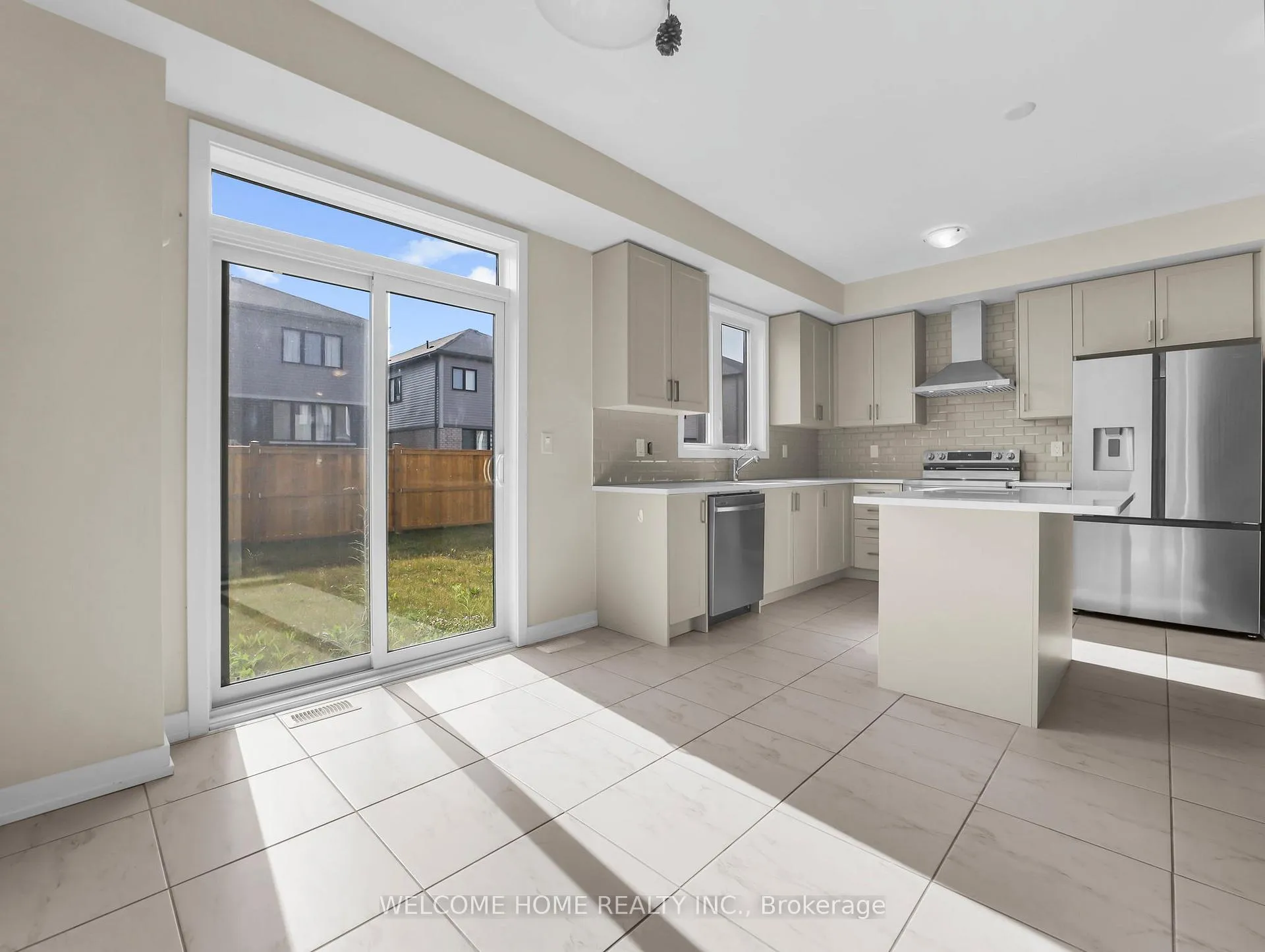 Photo 2 of 6 Sun Haven Lane, Thorold, Rolling Meadows — HOMEH