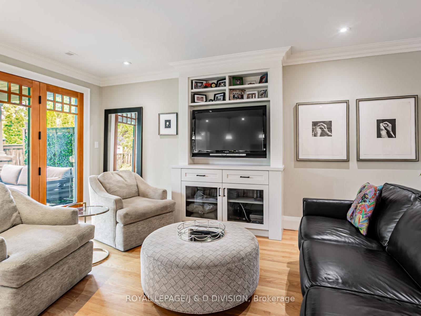 Photo 10 of 30 Macnaughton Road, Toronto, Leaside — HOMEH