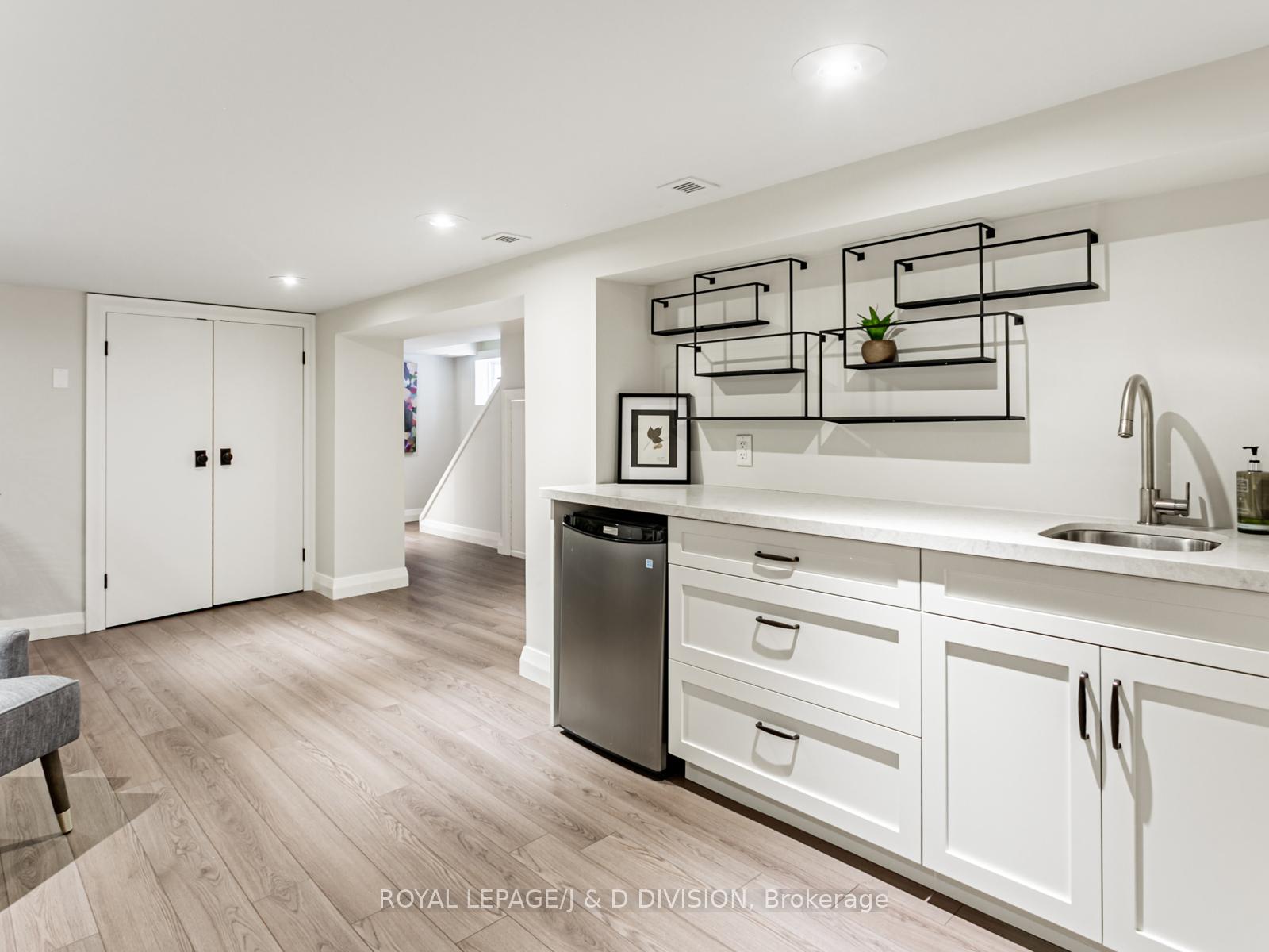 Photo 34 of 30 Macnaughton Road, Toronto, Leaside — HOMEH