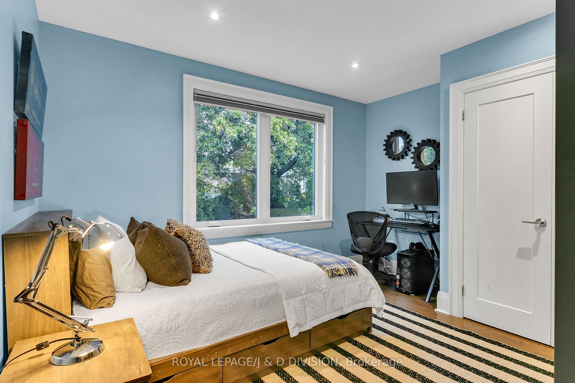 Photo 28 of 18 Le May Road, Toronto, Mount Pleasant East — HOMEH