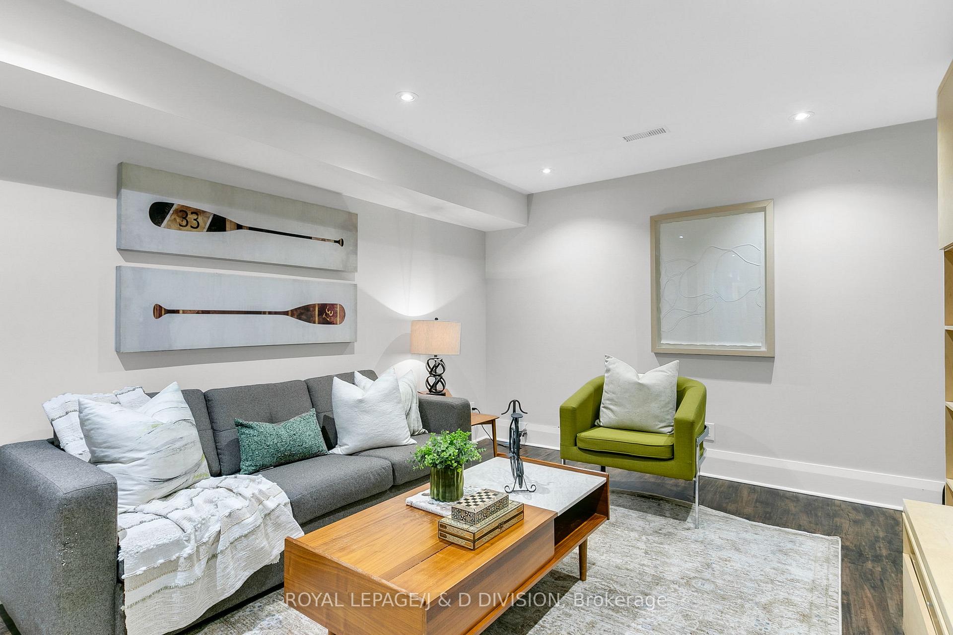 Photo 39 of 18 Le May Road, Toronto, Mount Pleasant East — HOMEH