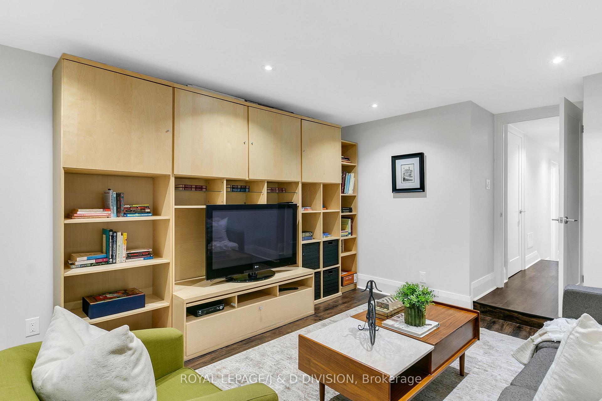 Photo 40 of 18 Le May Road, Toronto, Mount Pleasant East — HOMEH