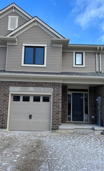 Photo 2 of 39 Braun Avenue, Tillsonburg — HOMEH