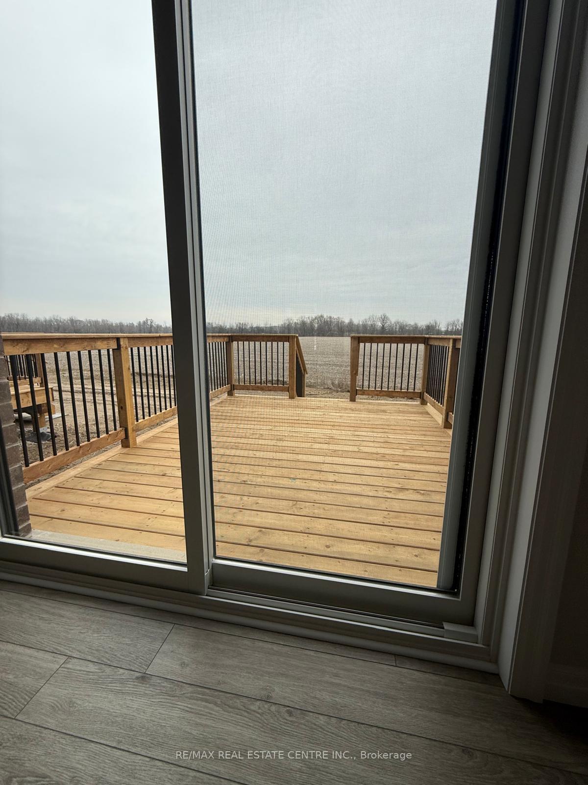 Photo 7 of 39 Braun Avenue, Tillsonburg — HOMEH