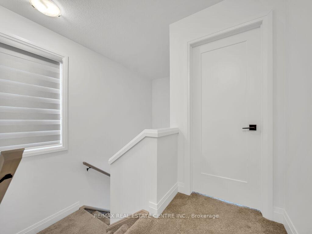 Photo 16 of 39 Braun Avenue, Tillsonburg — HOMEH