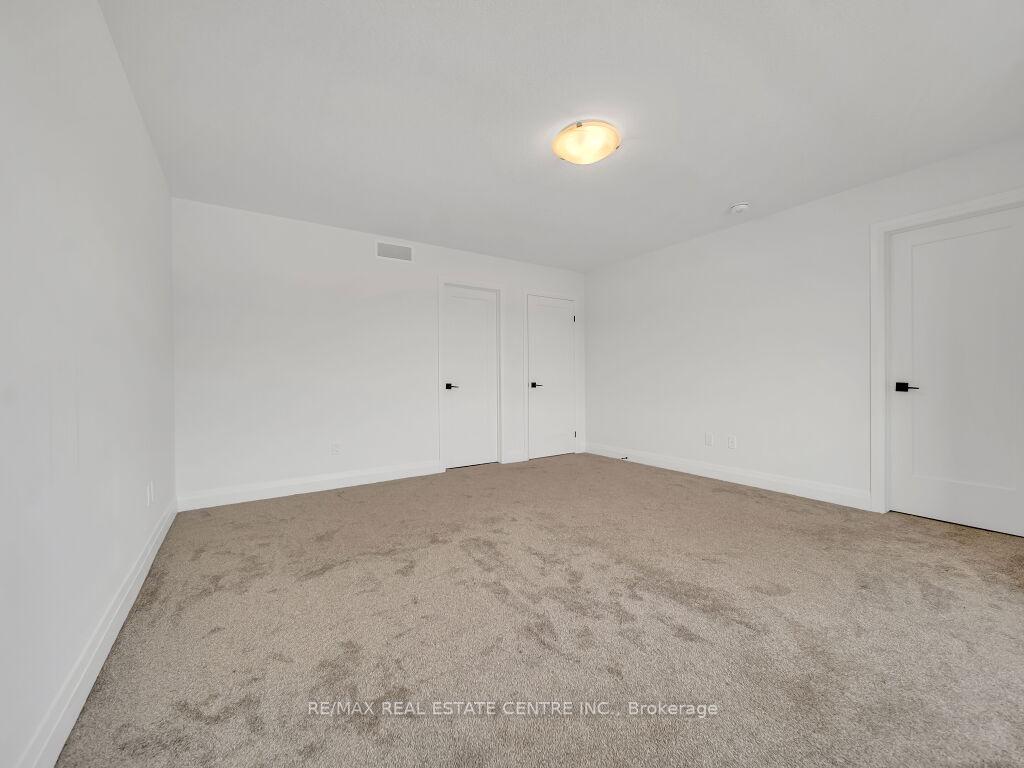 Photo 17 of 39 Braun Avenue, Tillsonburg — HOMEH