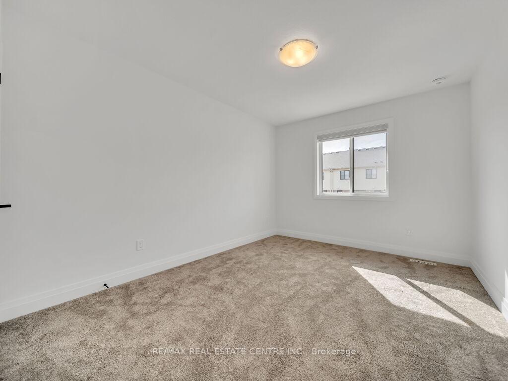 Photo 21 of 39 Braun Avenue, Tillsonburg — HOMEH