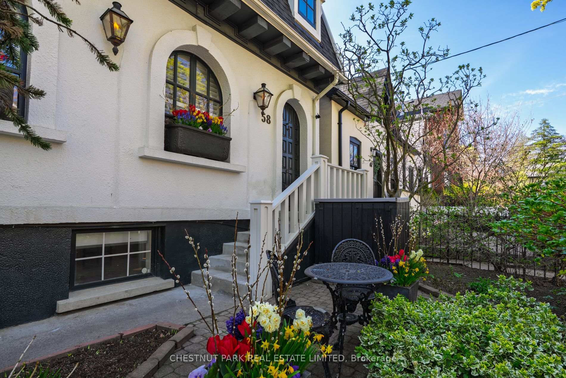 Photo 3 of 58 Metcalfe Street, Toronto, Cabbagetown-South St. James Town — HOMEH