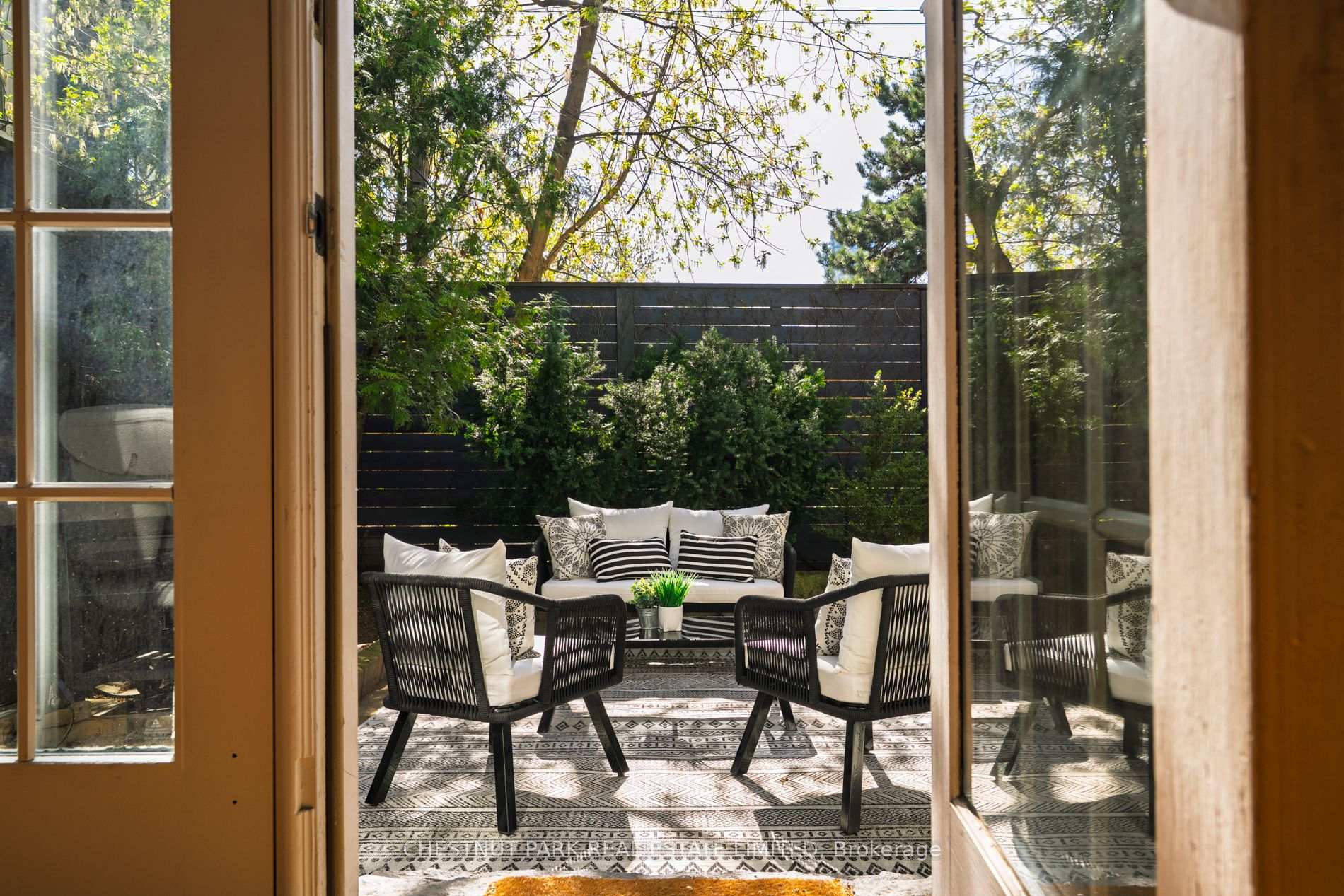Photo 14 of 58 Metcalfe Street, Toronto, Cabbagetown-South St. James Town — HOMEH
