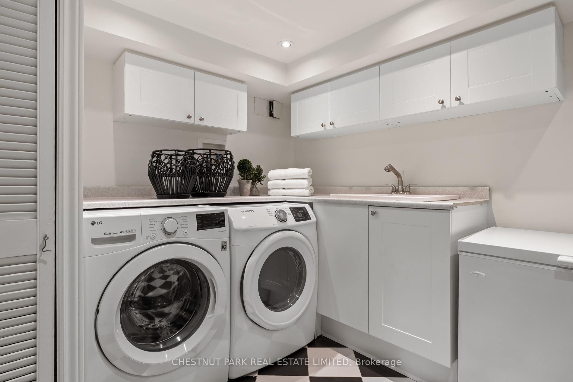 Photo 41 of 58 Metcalfe Street, Toronto, Cabbagetown-South St. James Town — HOMEH