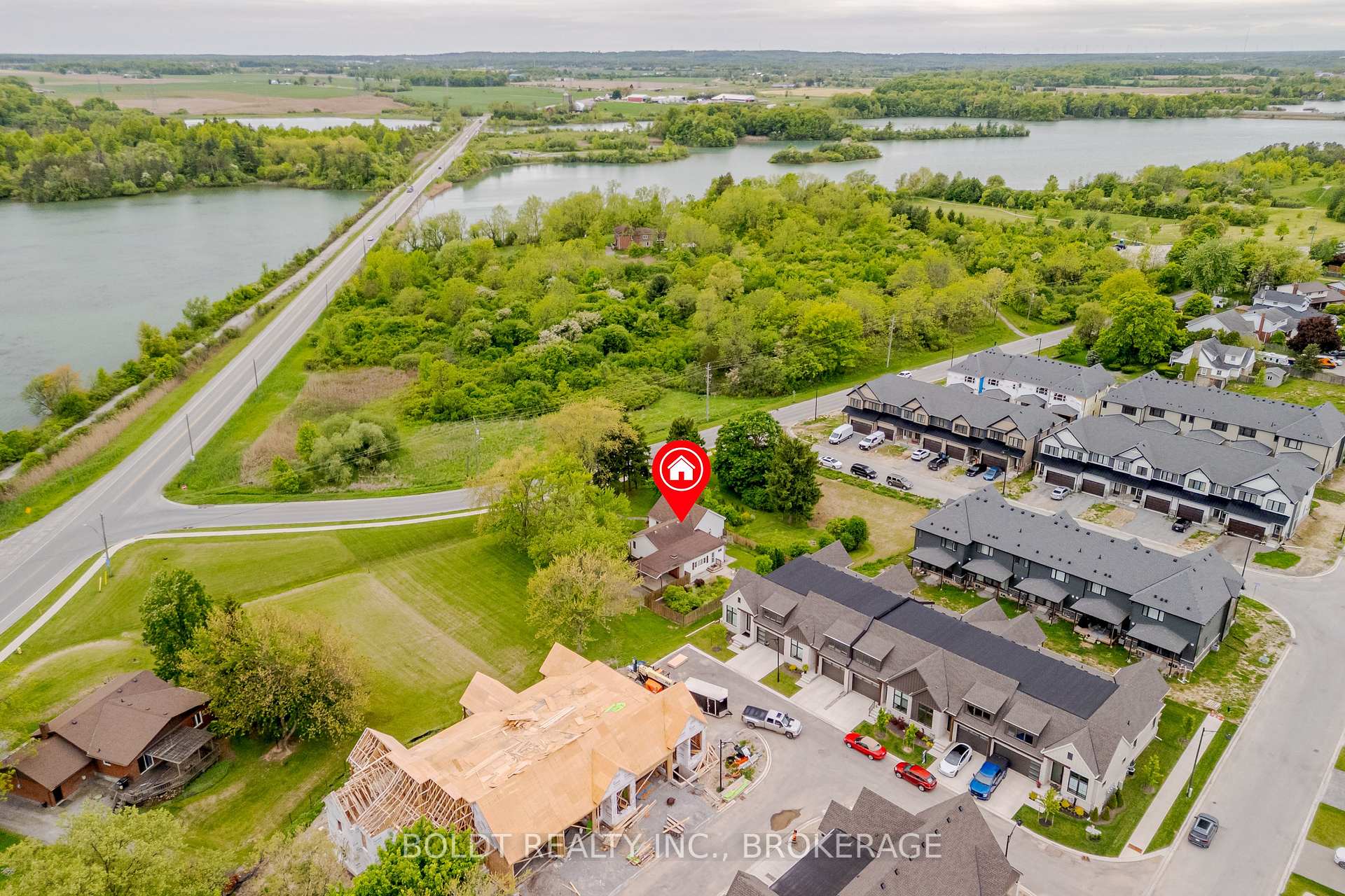 Photo 9 of 1828 Decew Road, Thorold, Confederation Heights — HOMEH